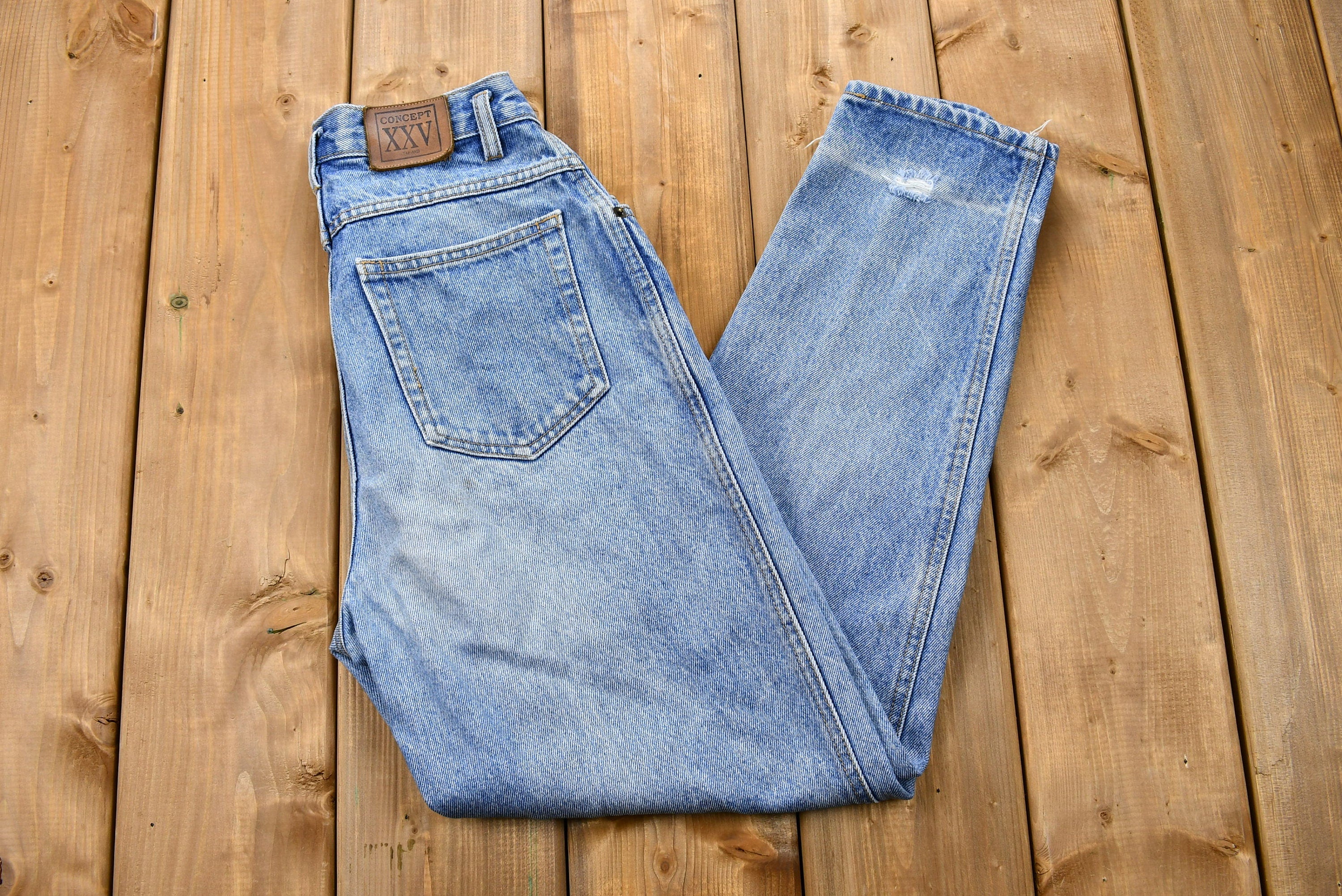 Vintage 1990s Distressed Concept XXV Light Wash Tapered Mom Jeans