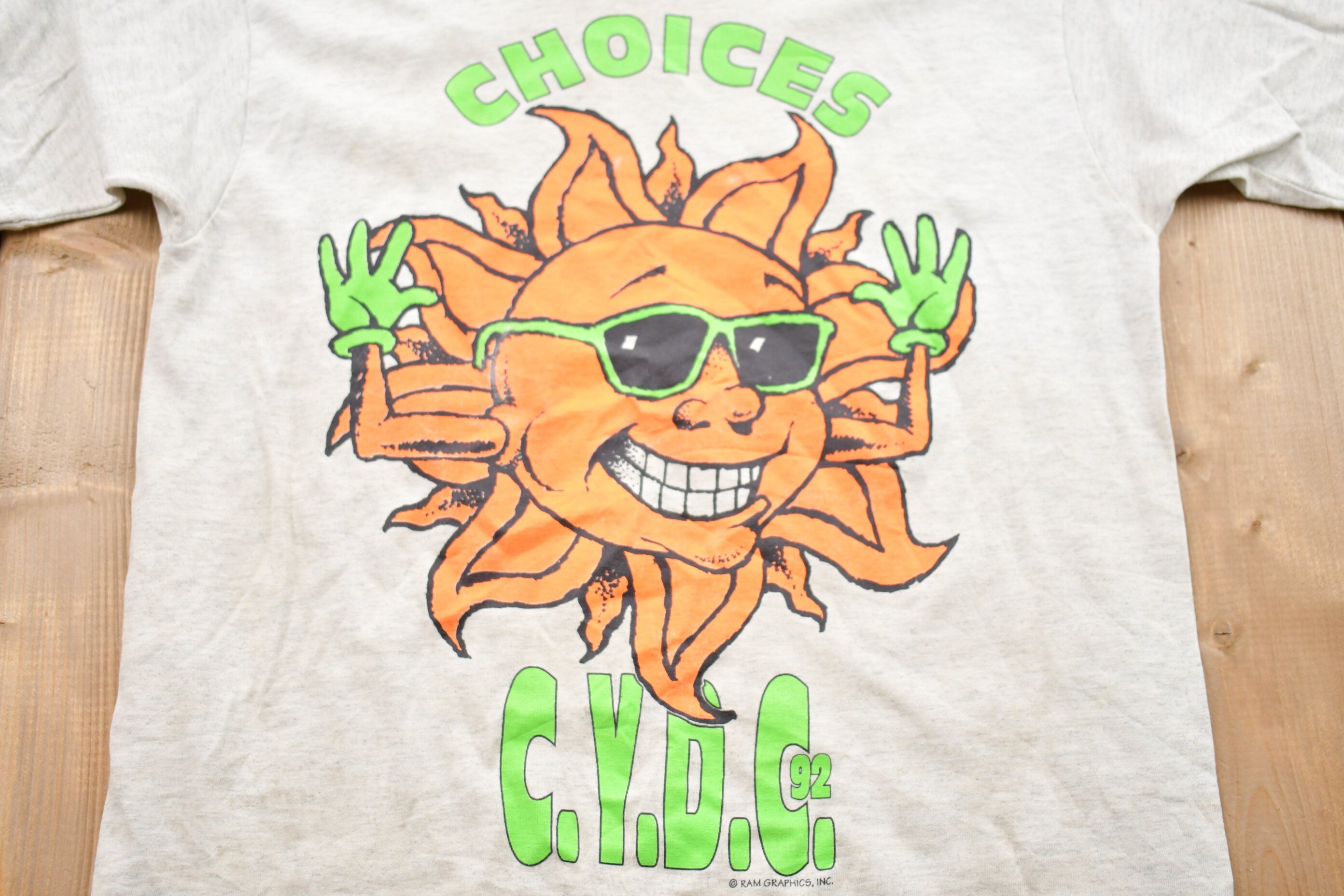Vintage 1992 Kids CYDC Choices Sun Graphic T-Shirt