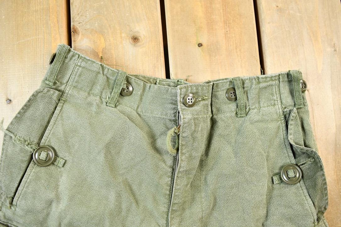 Vintage 1960s OG 107 Army Green Military Cargo Pants Size 28 x 27