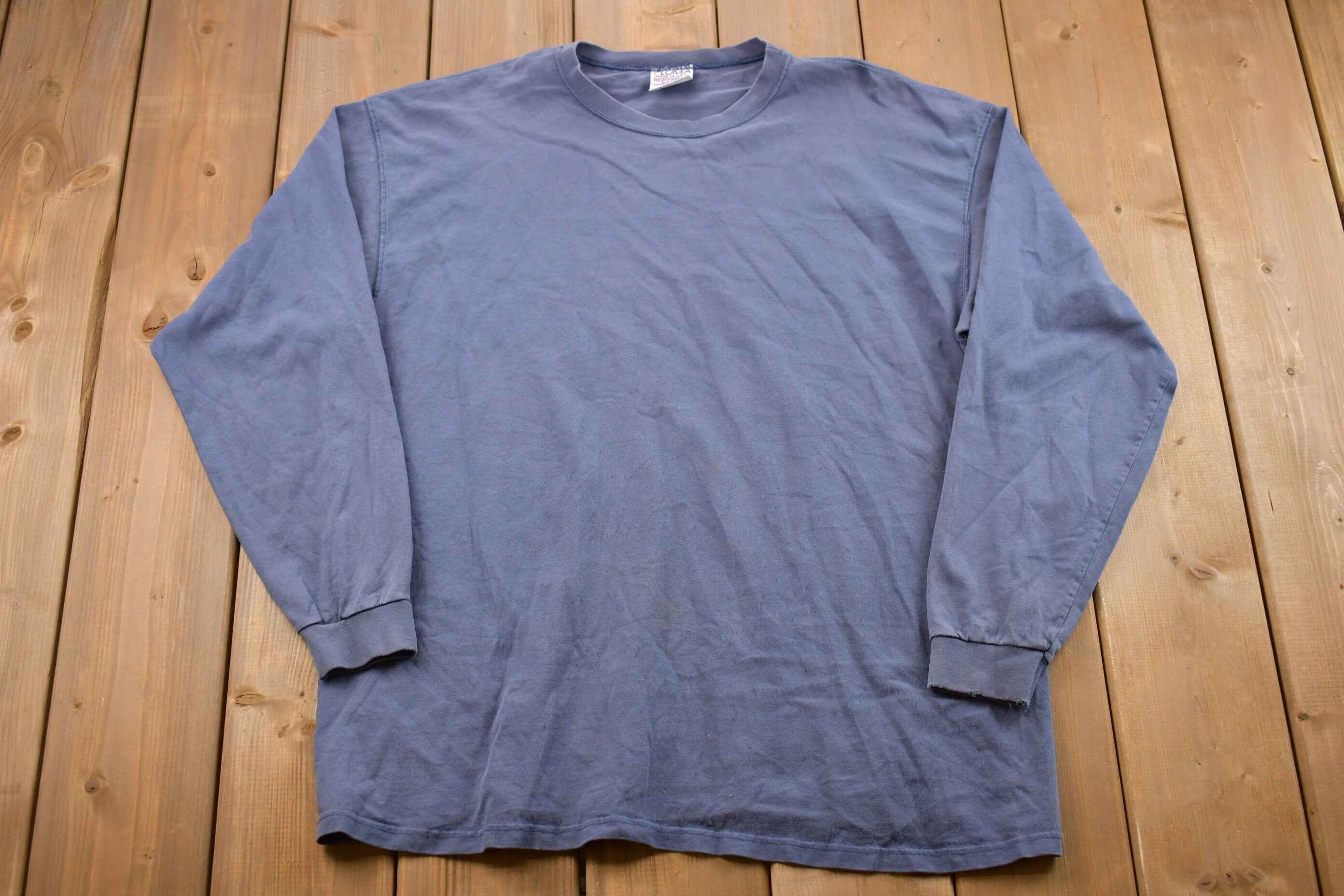 Vintage 1990 Pluma Long Sleeve T-Shirt