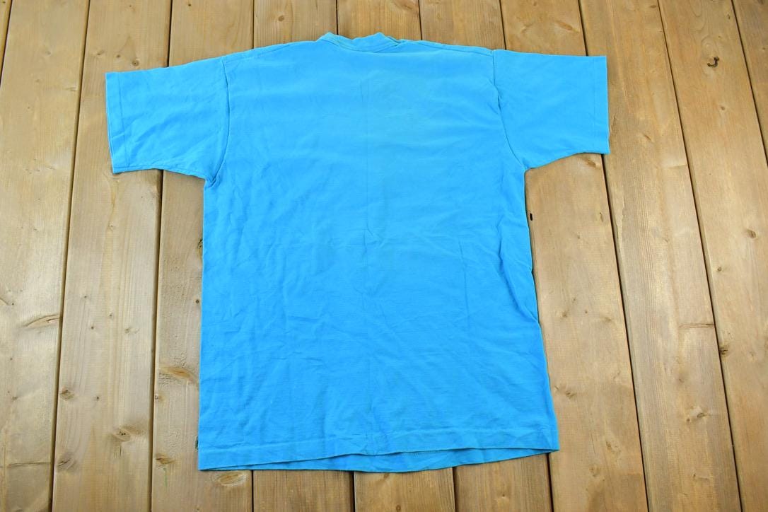 Vintage 1990s Hummingbird Graphic T-Shirt