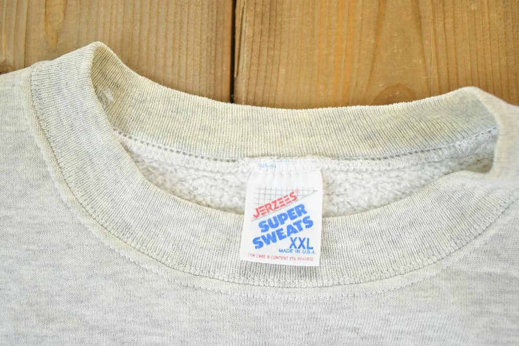 Vintage 1990s Wolf Country Souvenir Crewneck Sweatshirt Made In USA