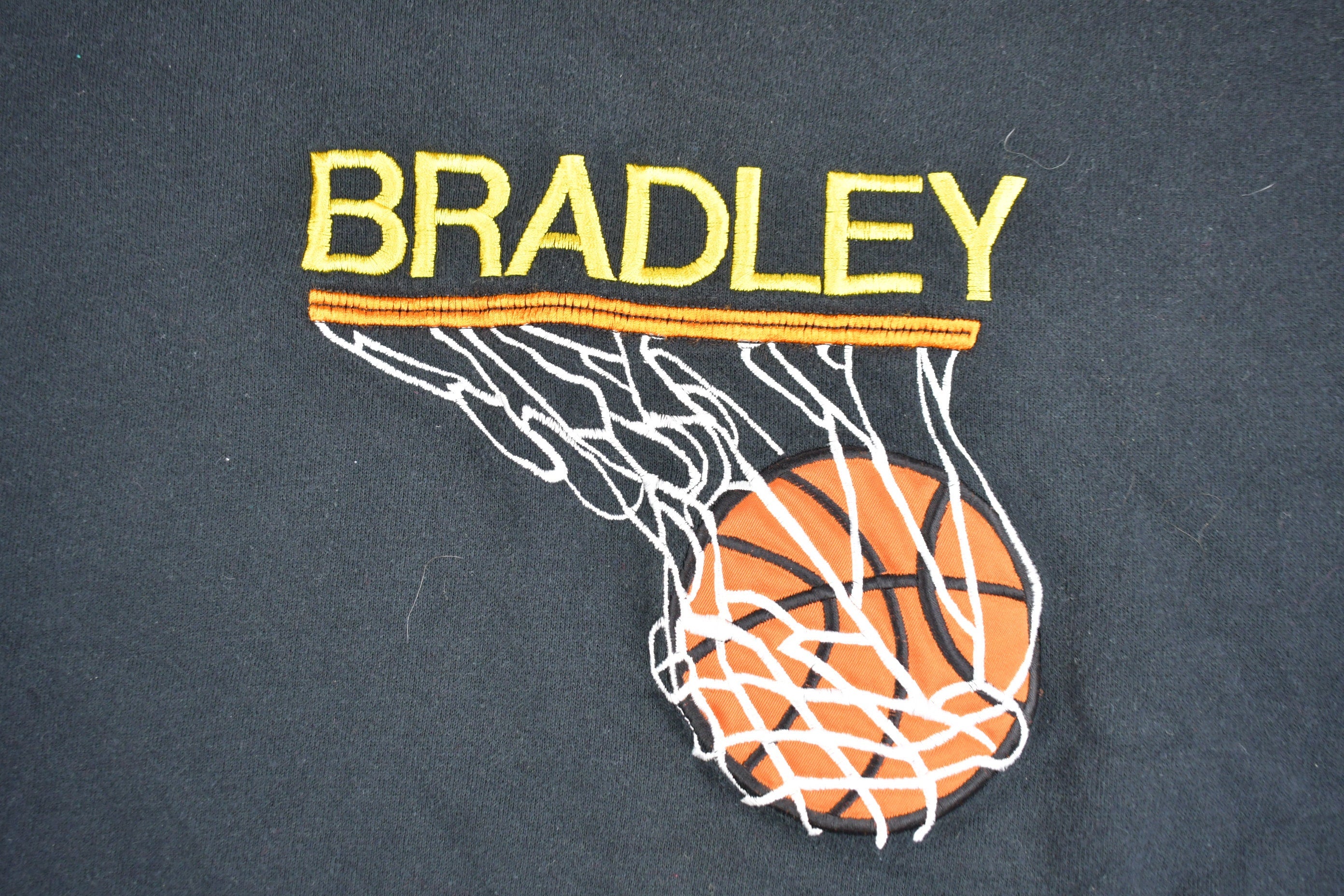 Vintage 1990s Bradley Basketball Crewneck Sweatshirt