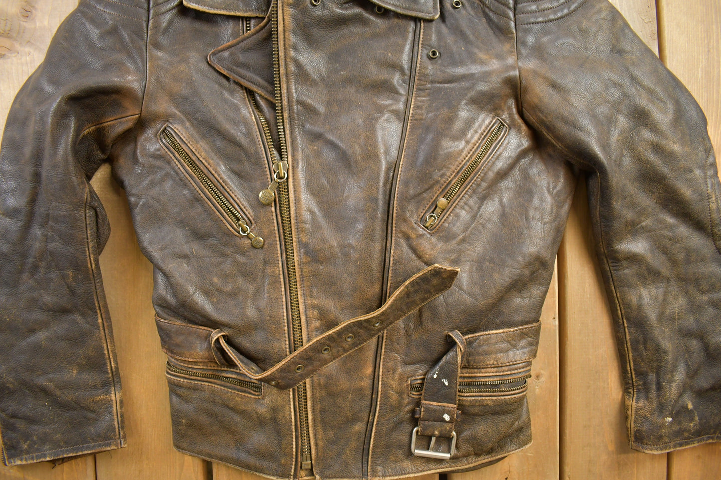 Vintage 1980s Classic Gear Leather Jacket / Fall Outerwear / Leather Coat / Biker Jacket / Streetwear Fashion / Suede Jacket