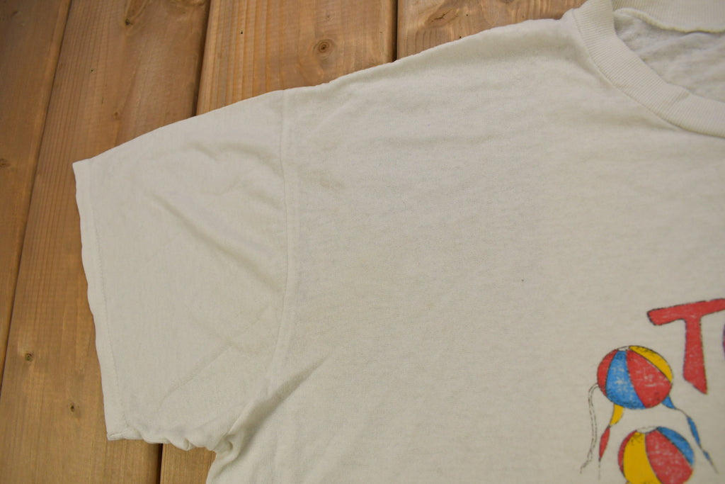 Vintage 1980s Toronto Canada Graphic Souvenir T Shirt