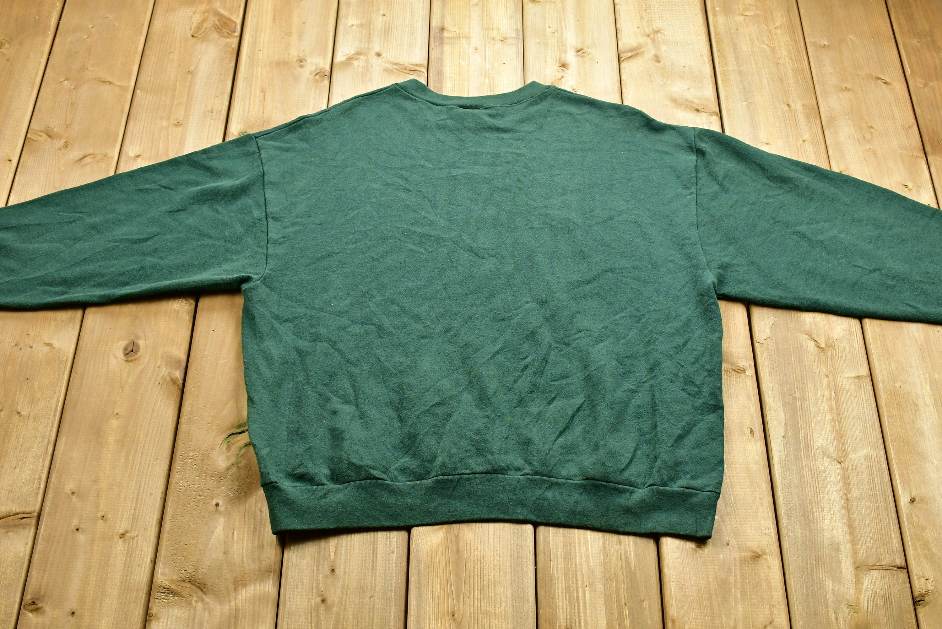 Vintage Christmas Snowman Sweater , 90s Holiday Crewneck , Winter Wear , Festive Gold Foil Graphic Print