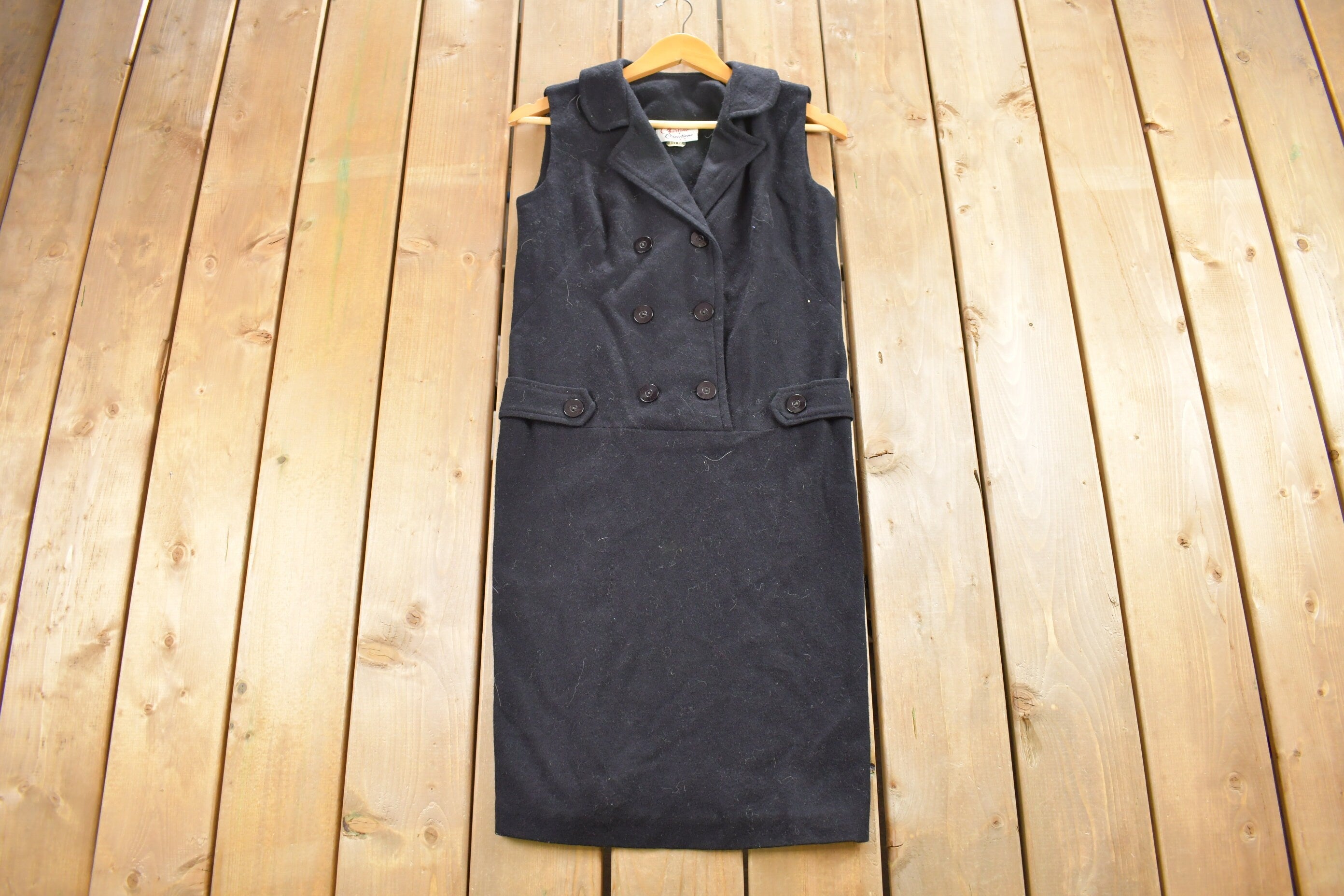 Vintage 1970s Sleeveless Shirt Dress