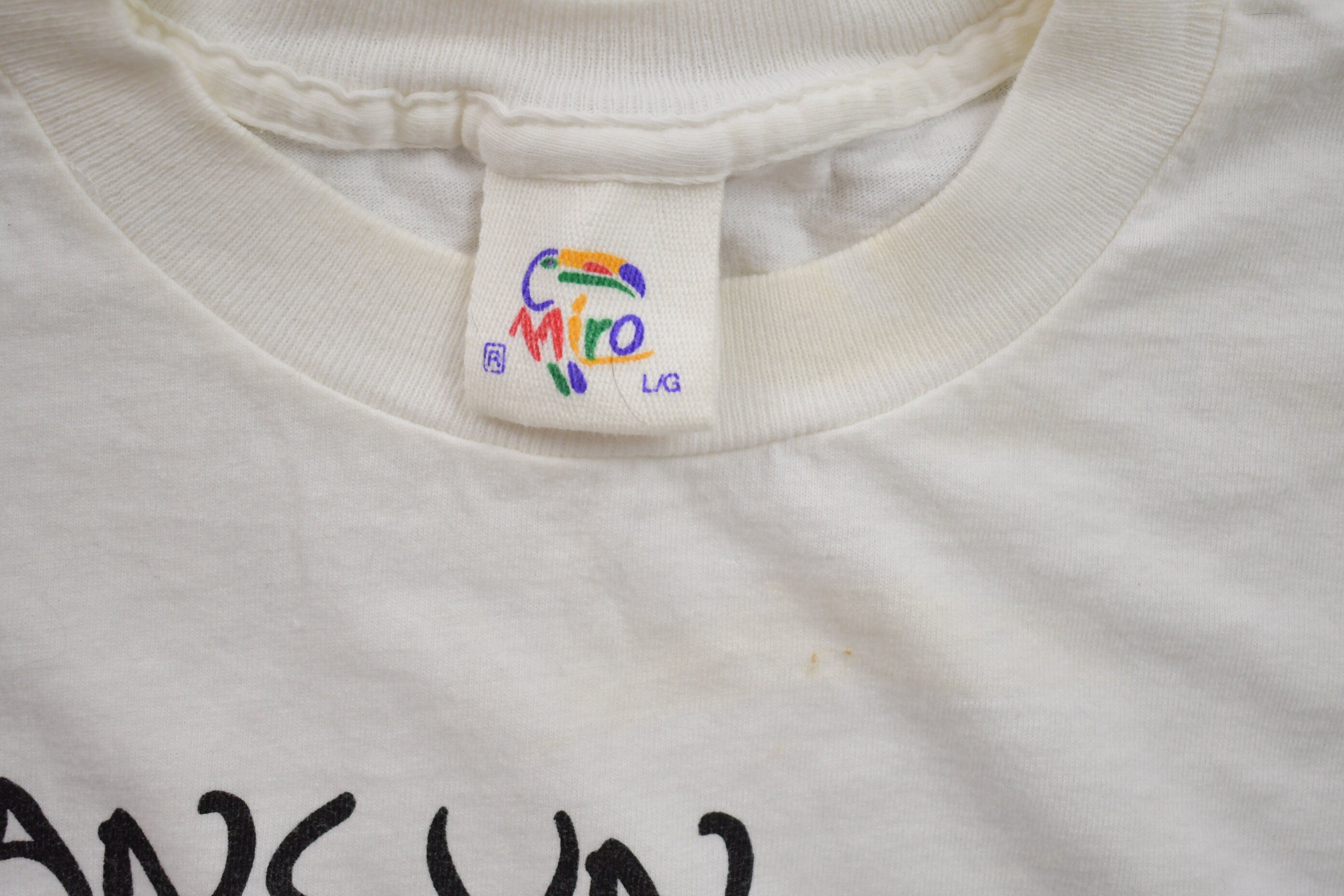 Vintage 1990s Cancun Mexico Souvenir T Shirt