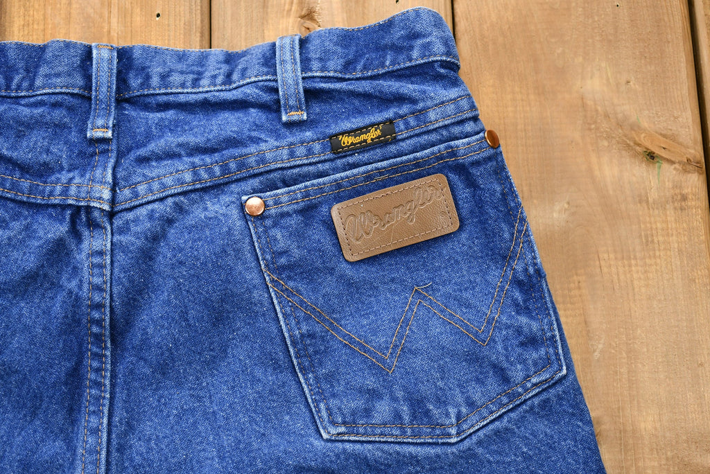 Vintage 1990s Wrangler Mid-Wash Bootcut Jeans