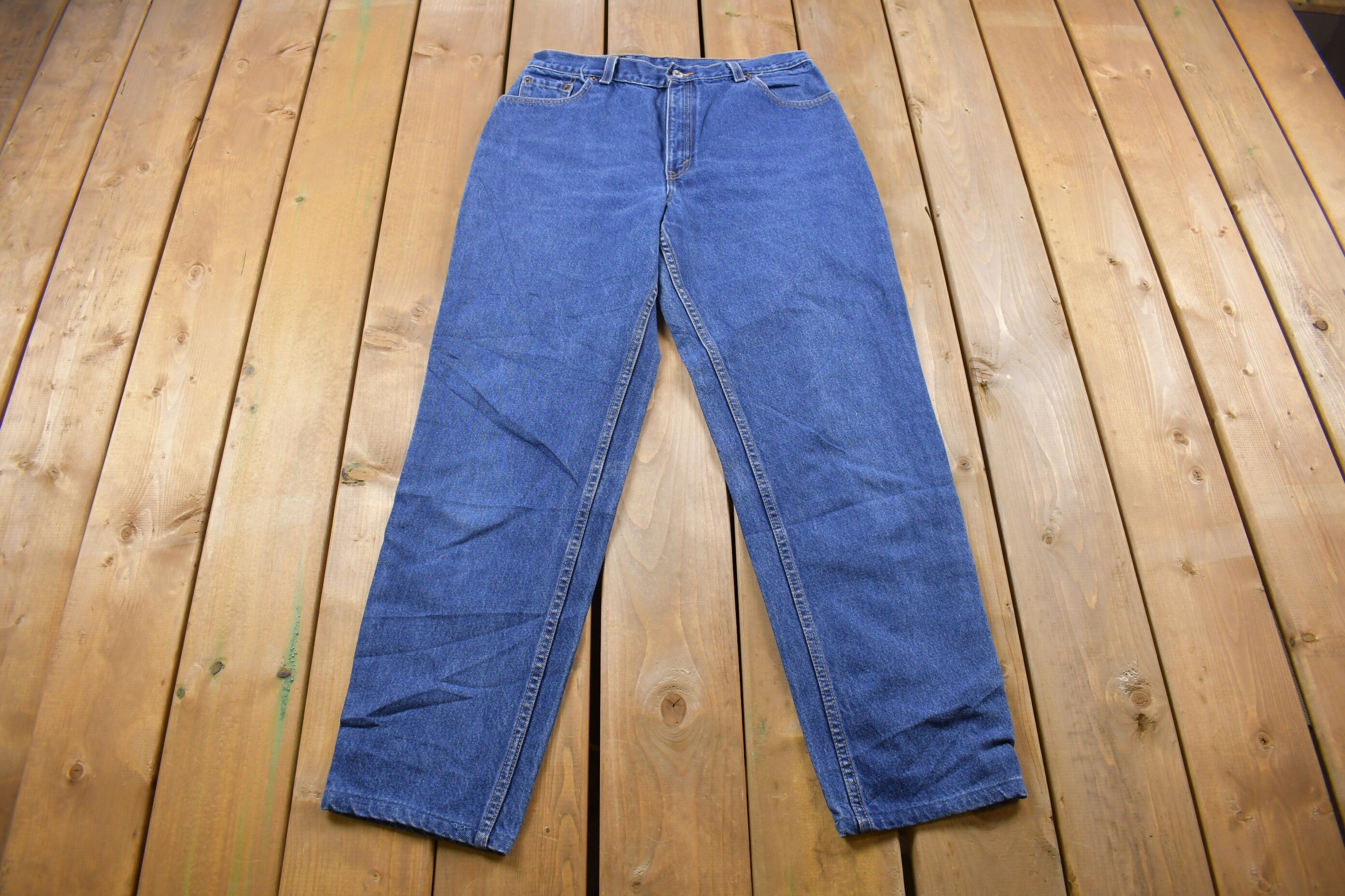 Vintage 1990s Levi's 550 Red Tab Dark Blue Jeans Size 31 x 31