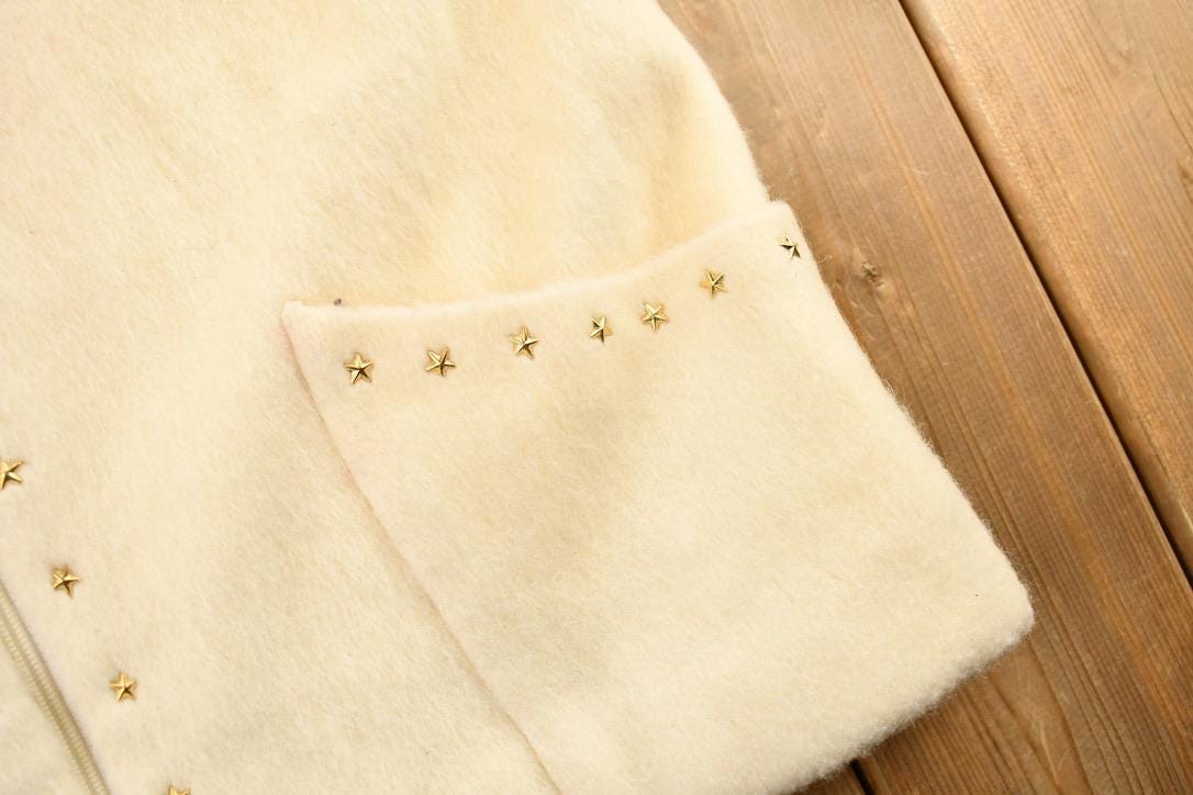 Vintage 1990s Women's White Star Embroidered Fleece Zip Up Cardigan Sweater Vest