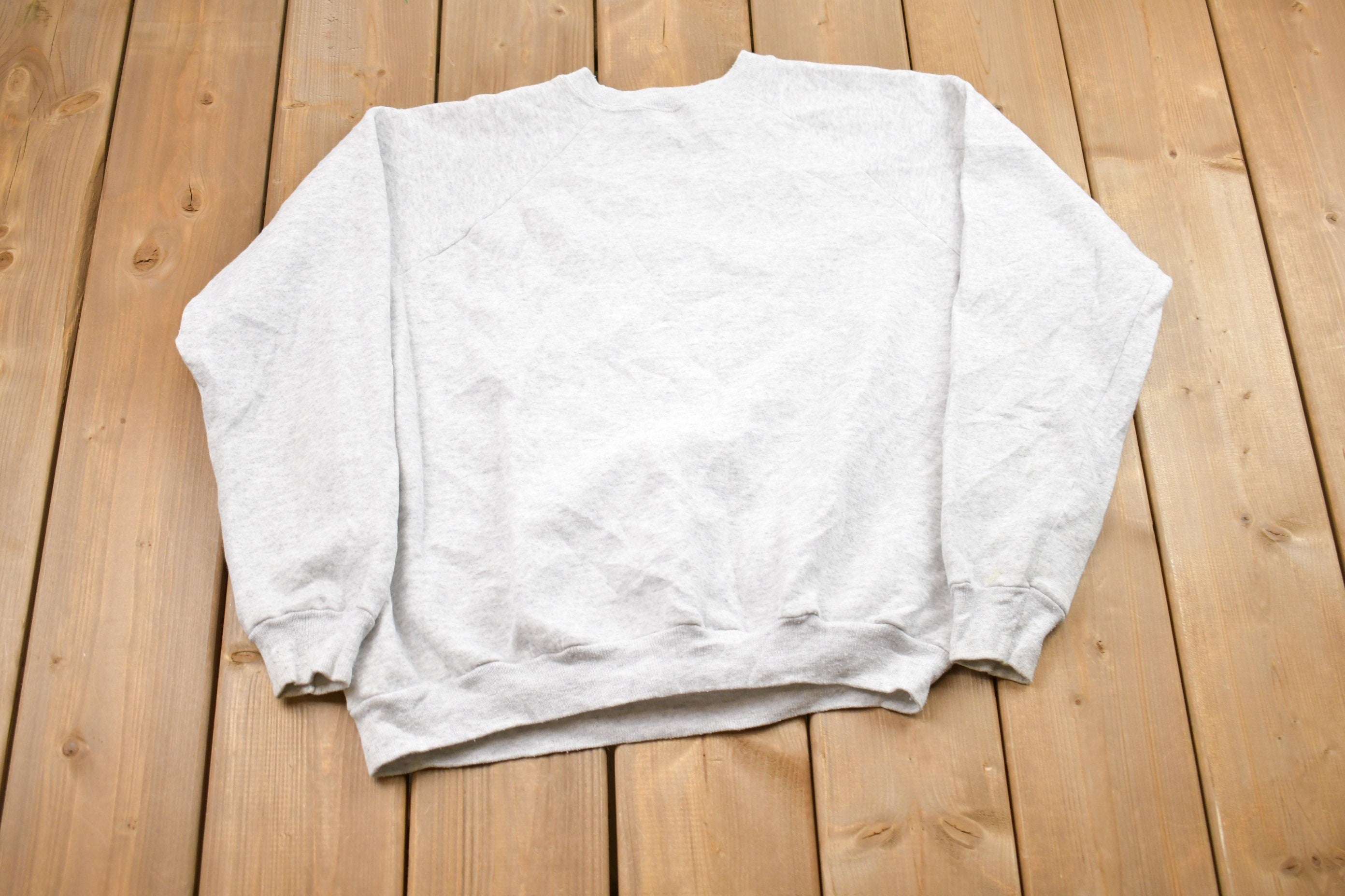 Vintage 1980s God Loves Country Folk Graphic Sweatshirt