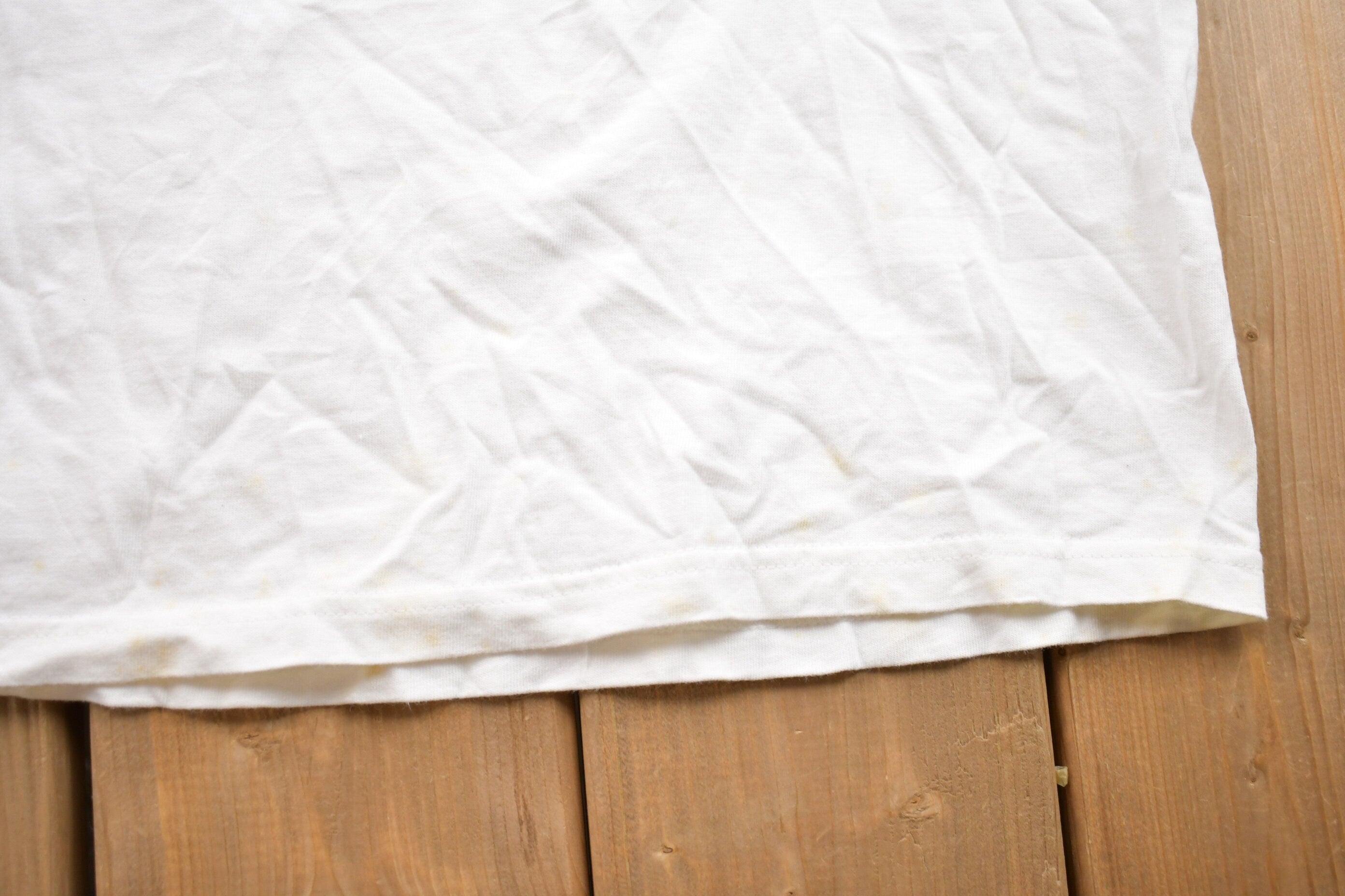 Vintage 1990s Bellagio Embroidered Graphic T-Shirt