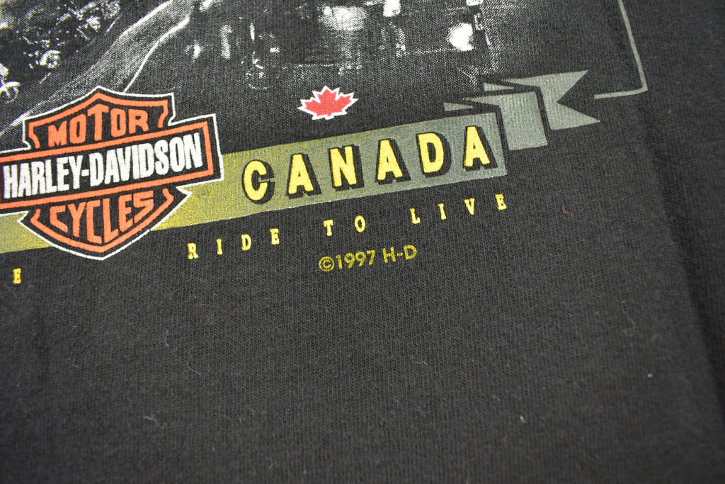 Vintage 1997 Hurst Harley Davidson Ottawa Canada T-Shirt