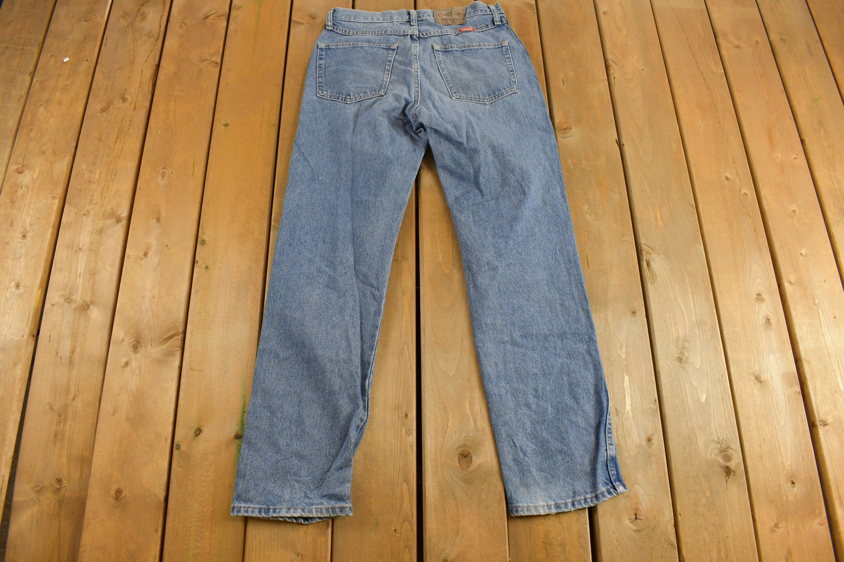 Vintage 1990s Wrangler Light Wash Relaxed Tapered Jeans