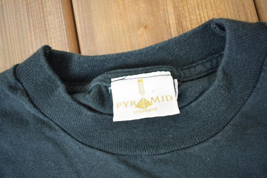 Vintage 1990s Luxor Las Vegas King TUT Souvenir Sing Stitch Travel T-Shirt Made In USA