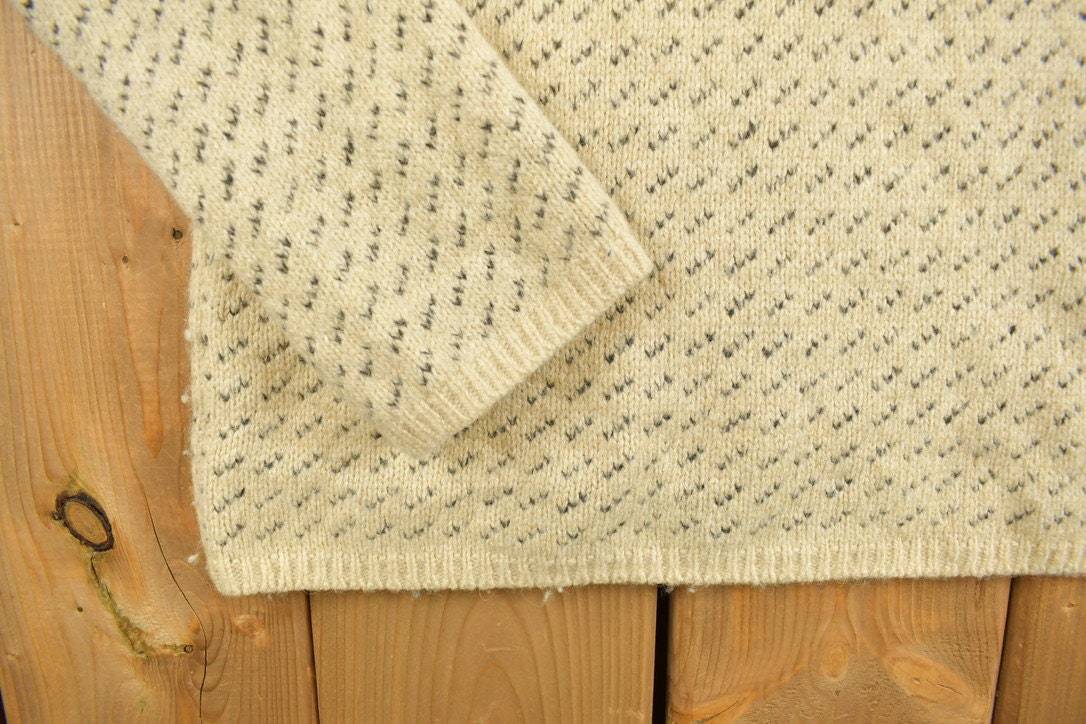 Vintage 1980s Roots Cabin Knit Crewneck Sweater / Vintage 90s Crewneck / Cozy Knit / Essentials / Basics / Winter / Cottage Sweater