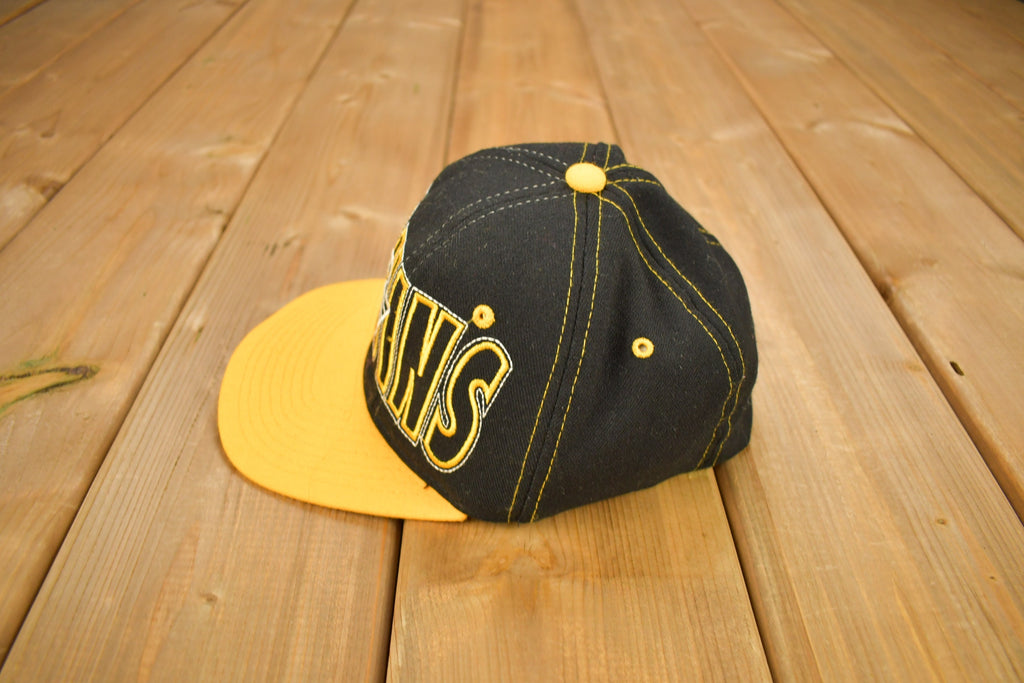 Vintage 1990s Pittsburgh Penguins NHL Fitted Starter Hat