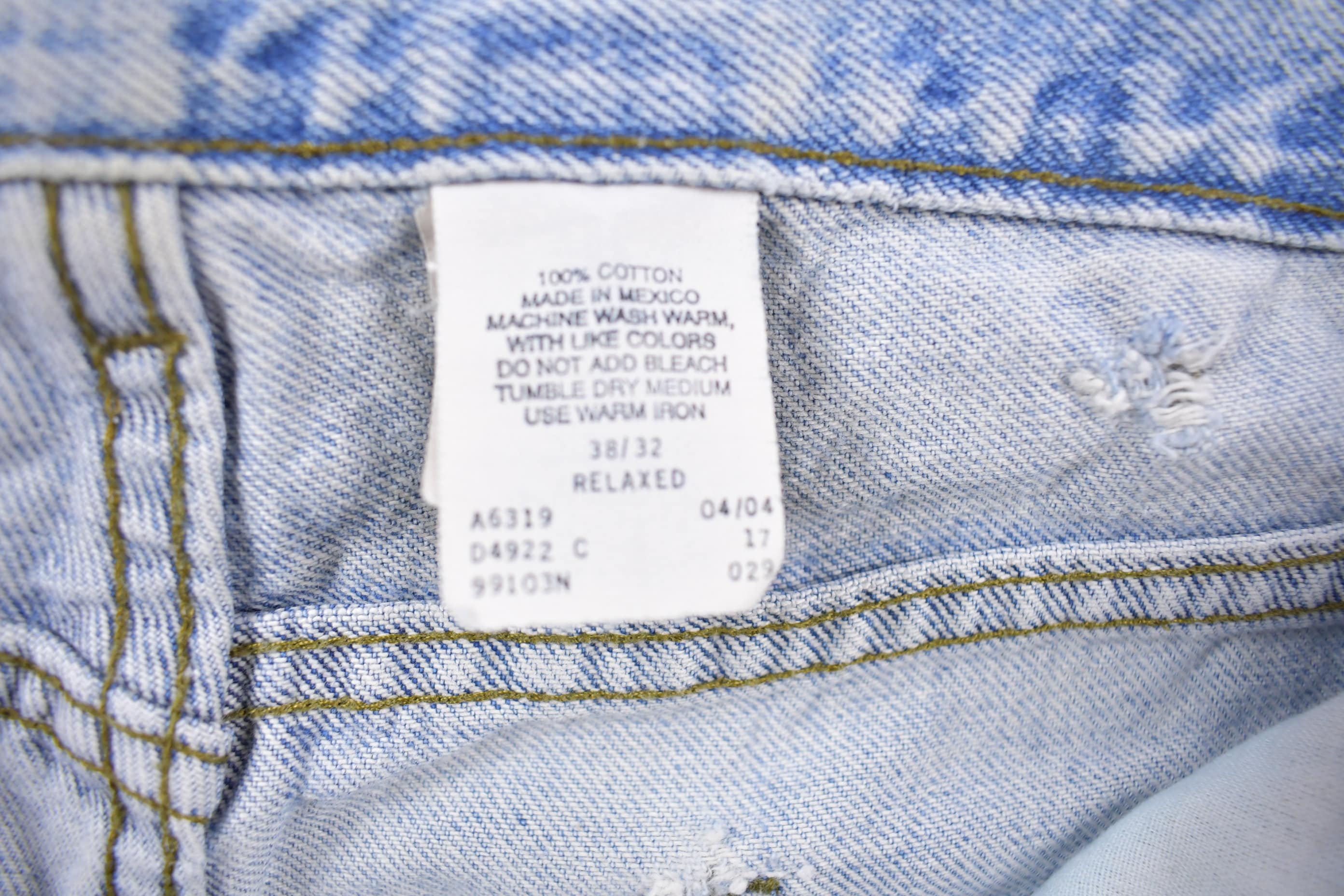 Vintage 1990's Harley Davidson Light Wash Blue Jeans 36 x 31