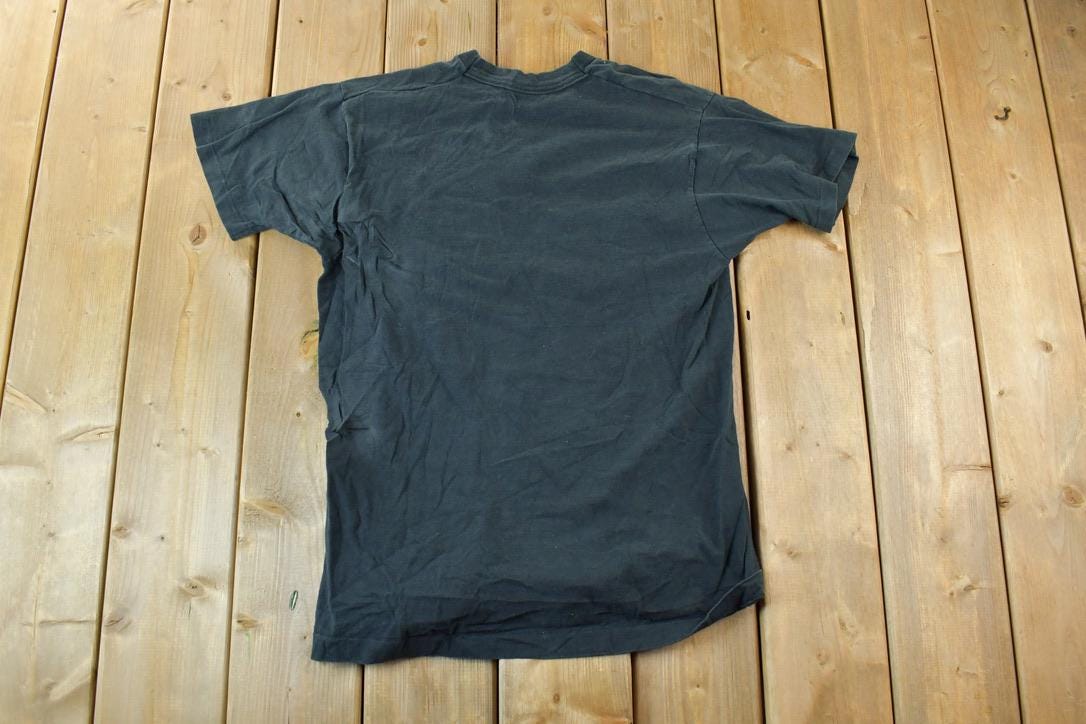 Vintage 1990s buffalo Miracle Western Souvenir T-Shirt