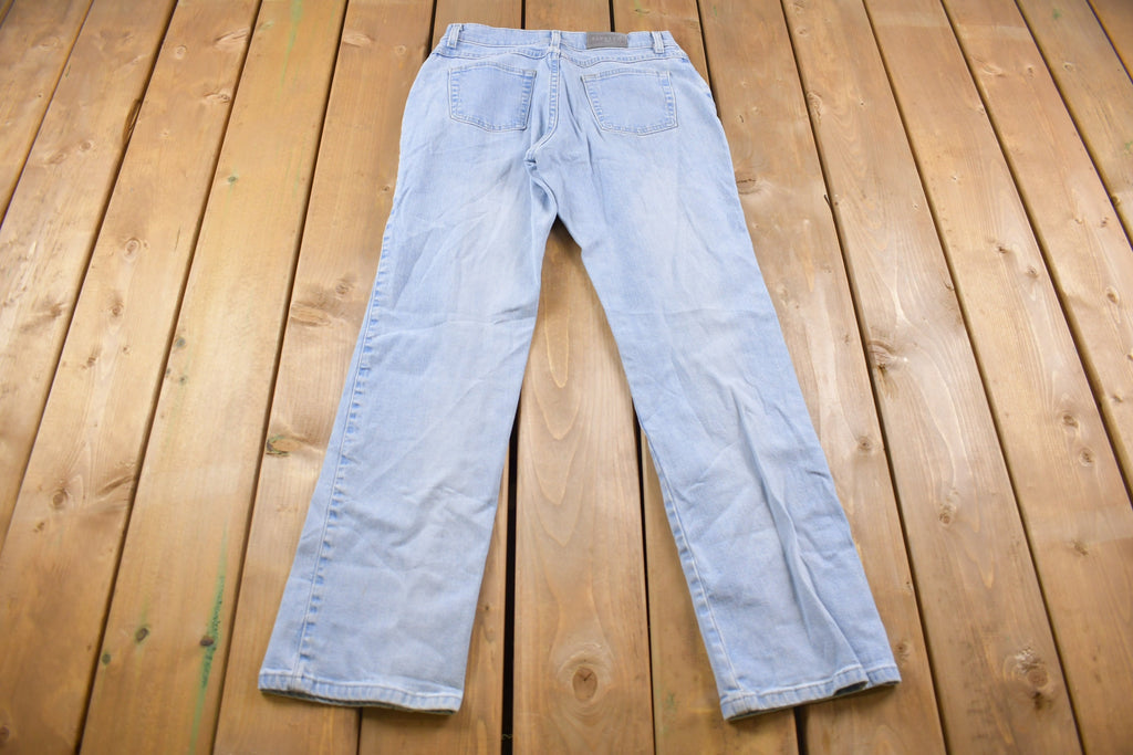 Vintage 1990's Lee Light Wash Blue Jeans 28 x 30
