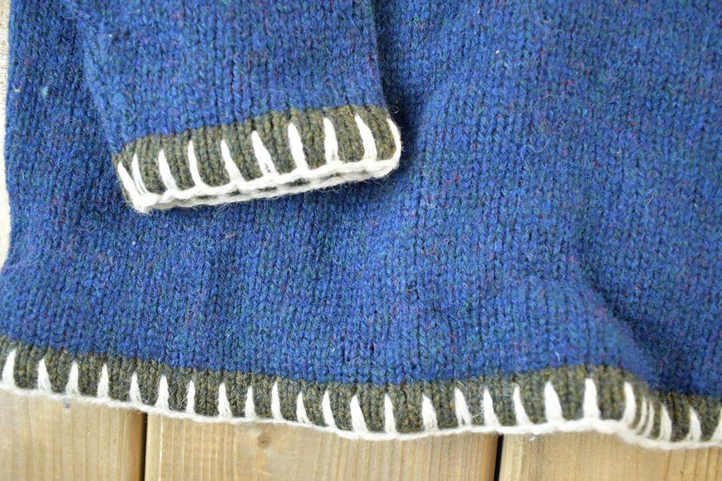 Vintage 1980s EMS Eastern Mountain Sports 100% Wool Nordic Style Abstract Print Crewneck Sweater