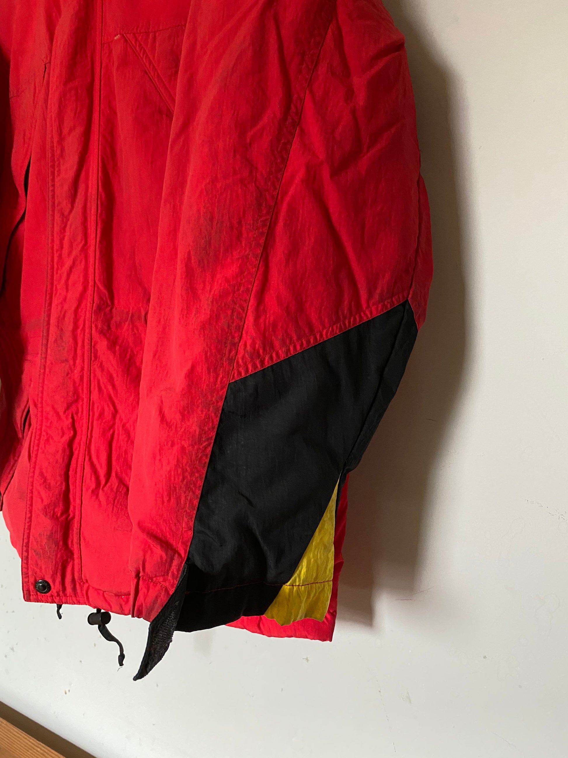 Vintage 1990s Marlboro Country Store Ski Jacket