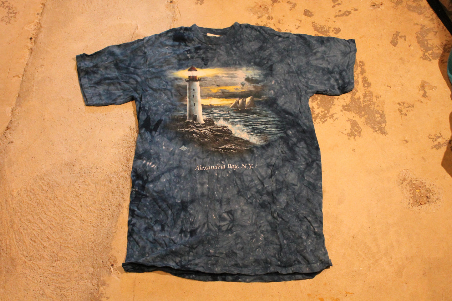 Vintage 1990s Alexandria Bay New York Tie Dye T-Shirt / Lighthouse Graphic / Sea / Lighthouse T Shirt / Souvenir