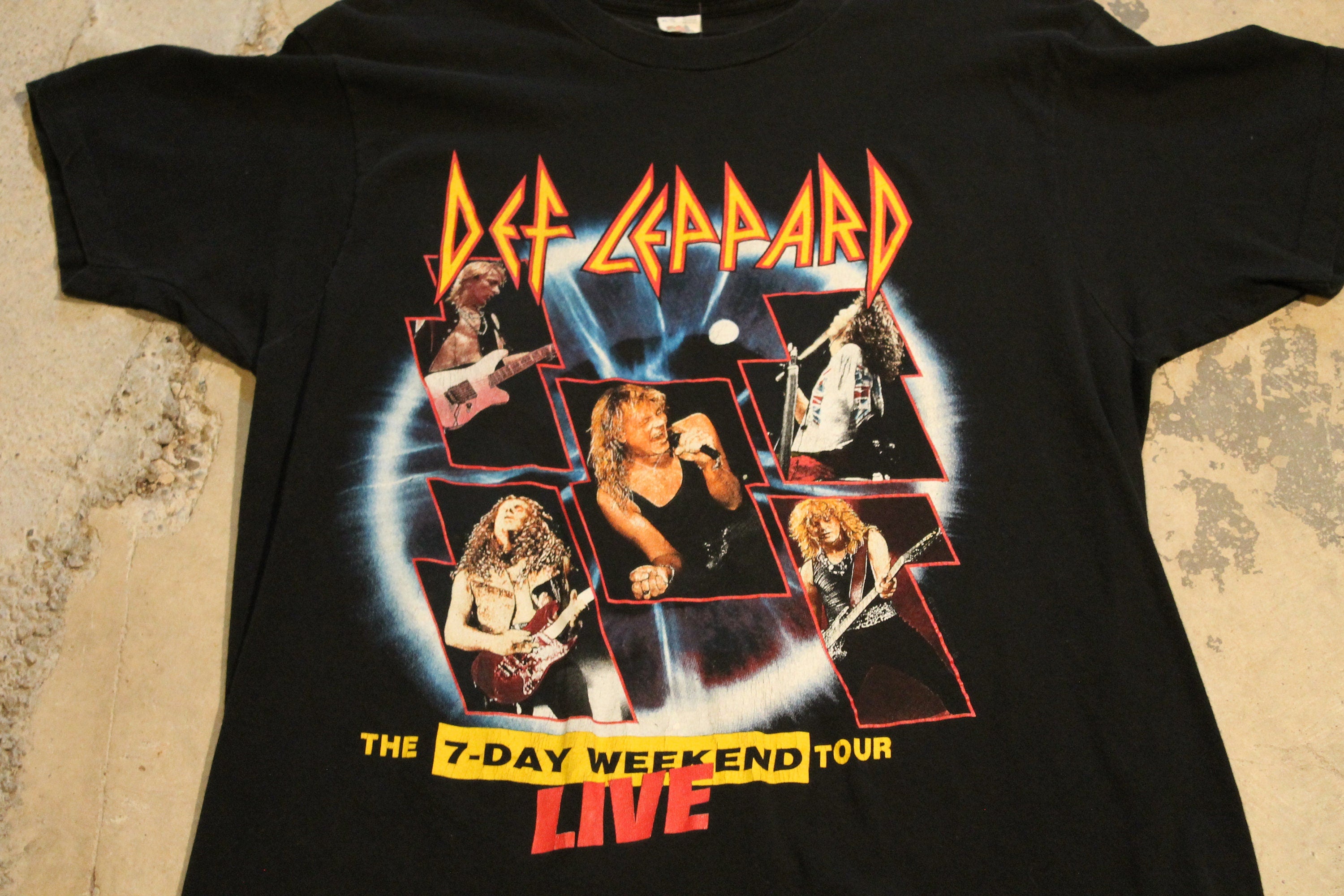 Vintage 1992 Def Leppard The 7-Day Weekend Tour Band Tee