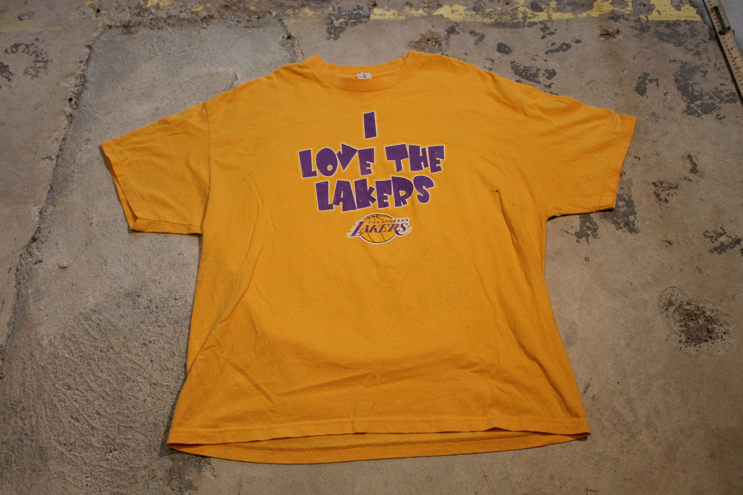 Vintage 1990s Los Angeles Lakers "I Love The Lakers" / Vintage Lakers / Sports Team Graphic / Championship Shirt