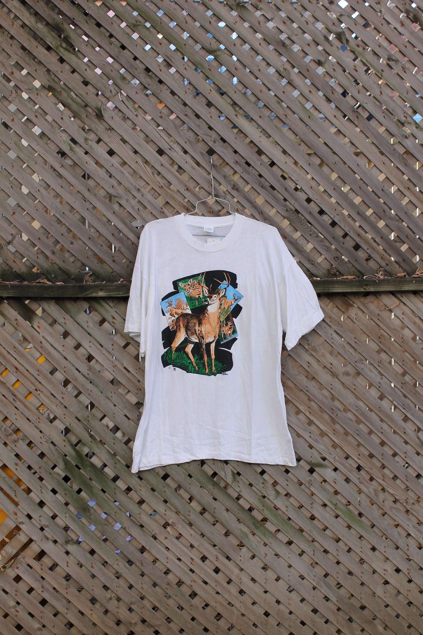 Vintage 1990s Wild Deer Theme Graphic T Shirt