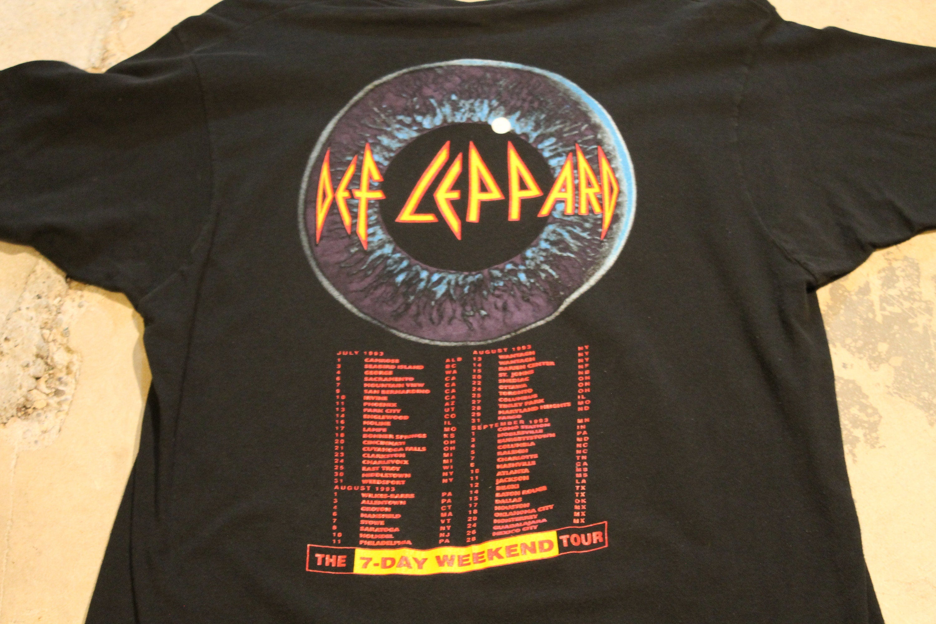 Vintage 1992 Def Leppard The 7-Day Weekend Tour Band Tee
