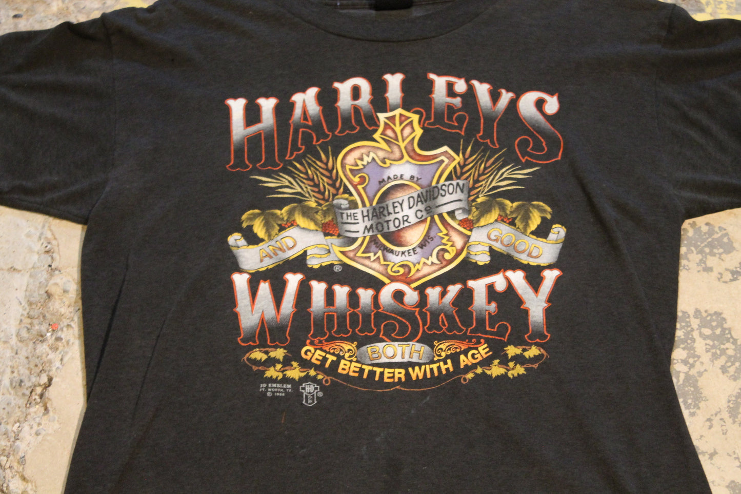 Vintage 1986 Harley Davidson Harley's Whiskey 3D Emblem T Shirt / Biker Graphic / Motorcycle / Made In USA / Single Stitch