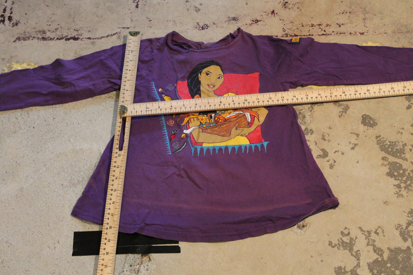 Vintage 1990s Disney Pocahontas Long Sleeve Youth Size T-Shirt / Disney Princess / Movie Promo T Shirt / 90s / 2000