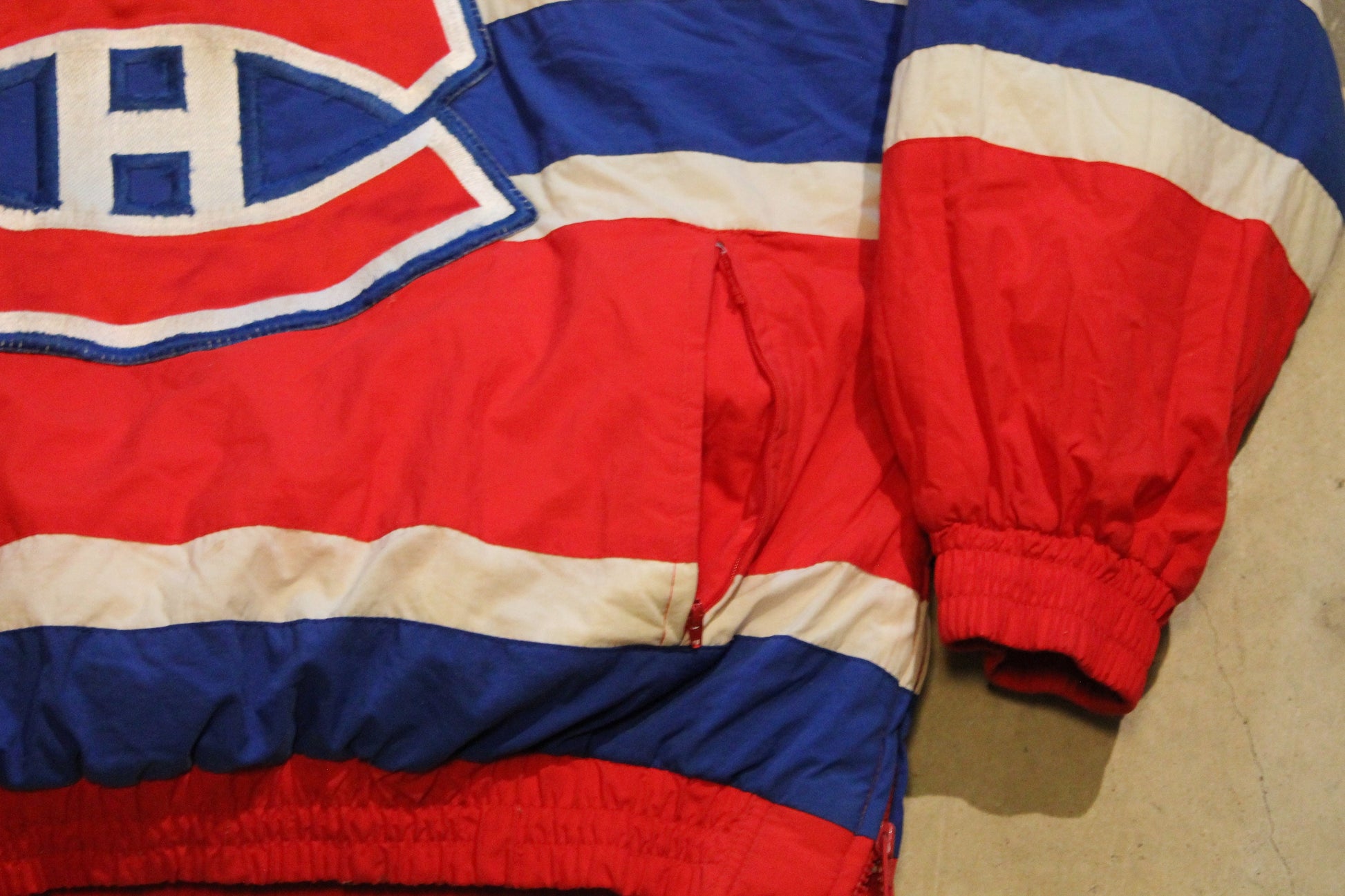 Vintage 1990s Montreal Canadiens NHL Apex One Quarter Zip Puffer Jacket