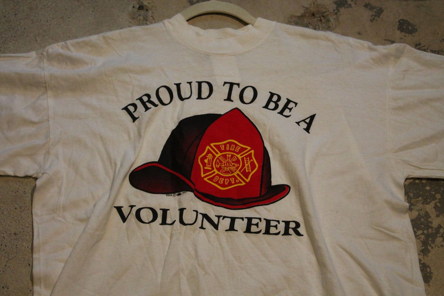 Vintage 1990s Proud To Be A Volunteer Firefighter Graphic T Shirt