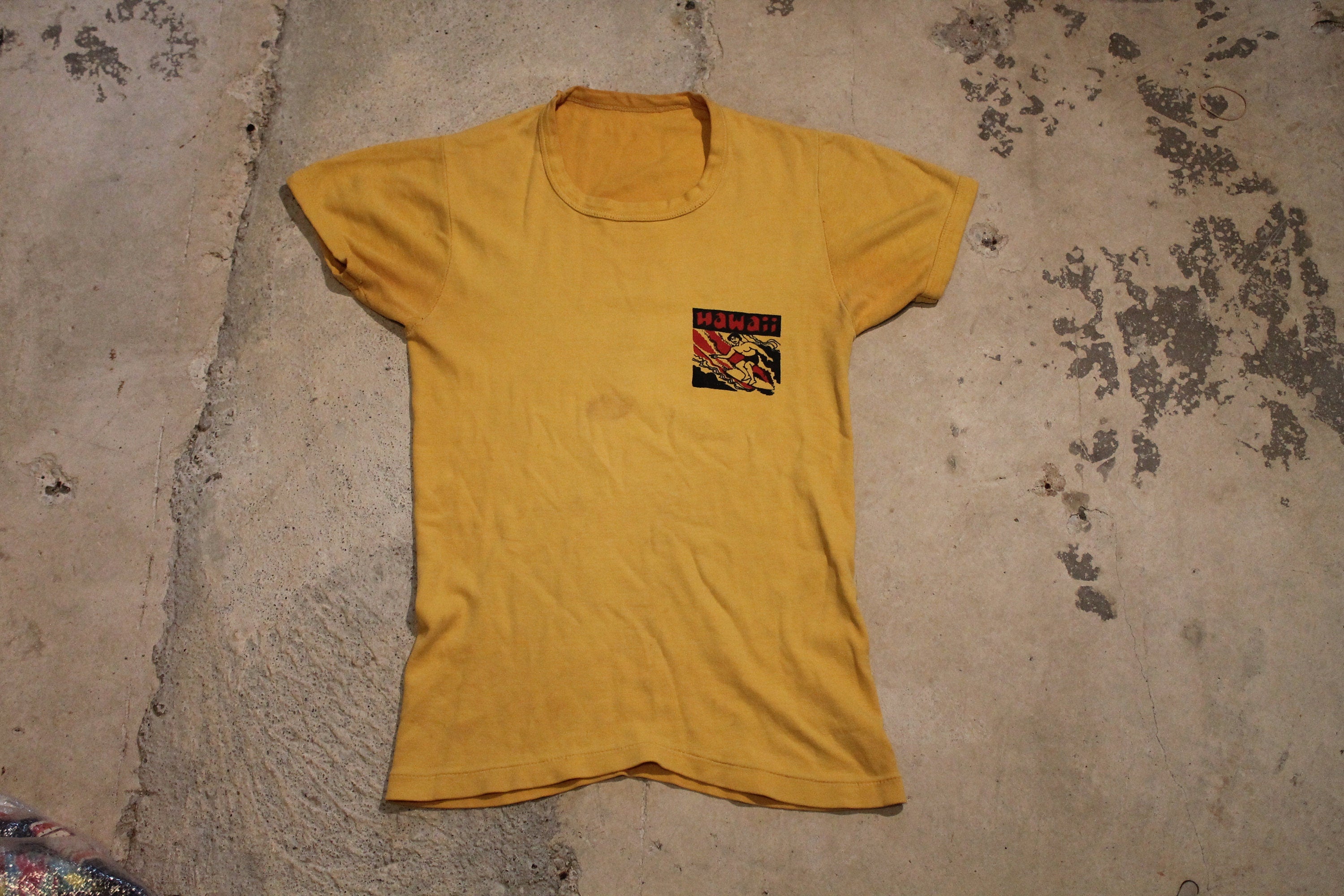 Vintage 1960s Hawaii Souvenir T-Shirt