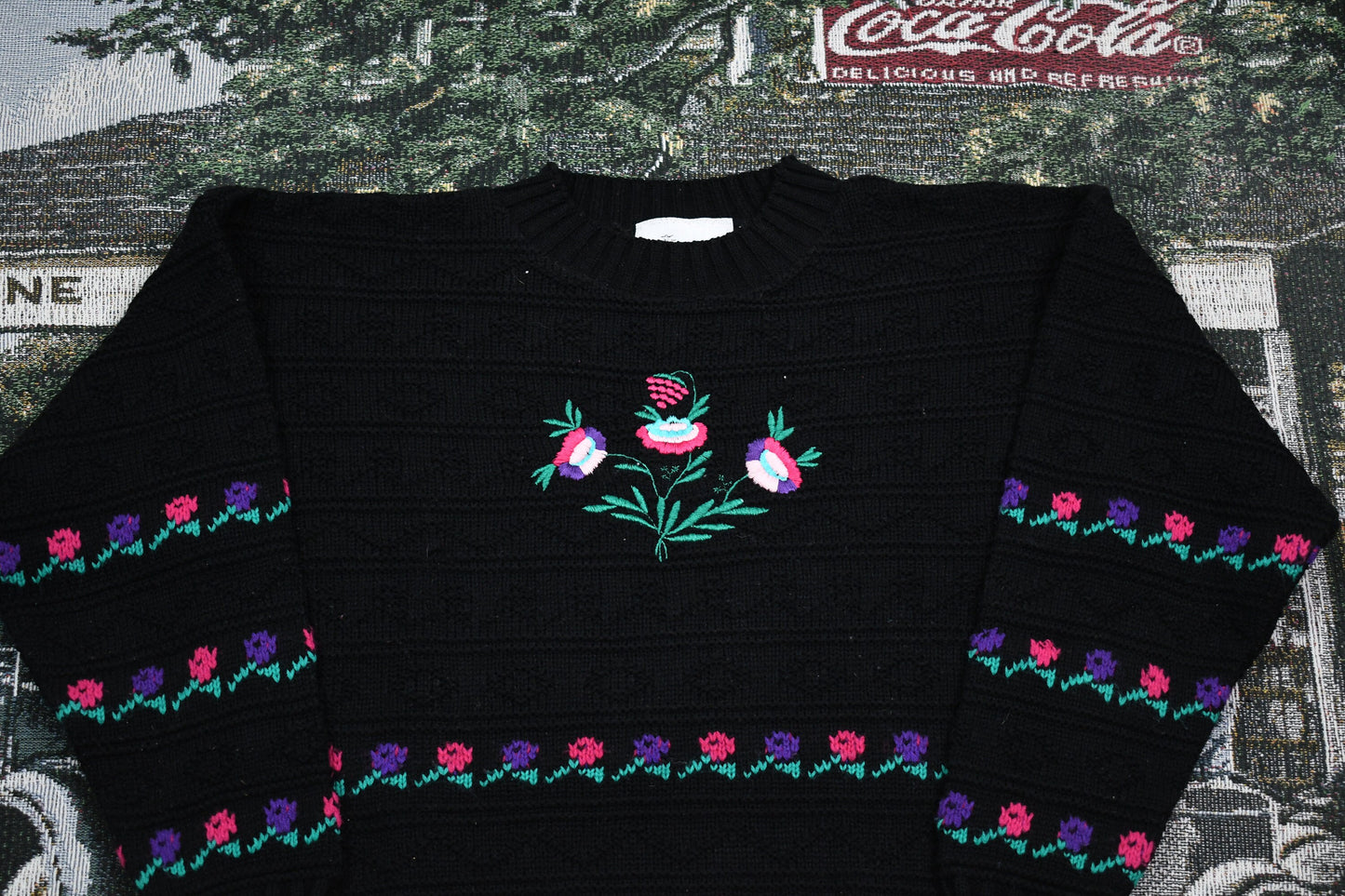 Vintage 1990s Cali Floral Embroidered Knitted Sweater / 90s Crewneck / Vintage Floral Pullover Sweatshirt / Flowers / Made In Canada