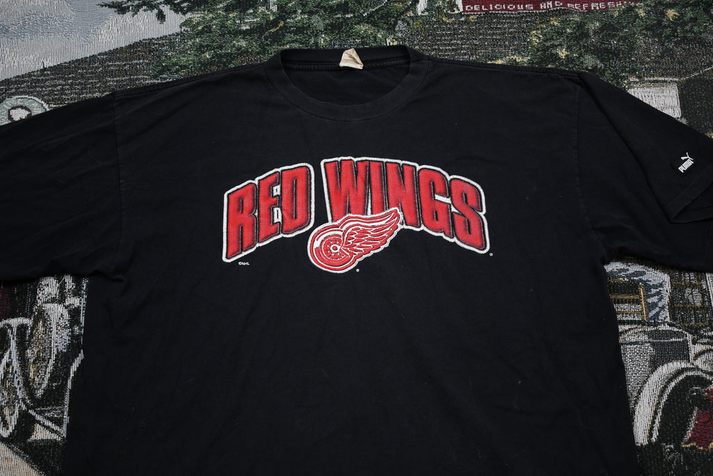 Vintage 1990s Detroit Red Wings NHL Graphic T Shirt