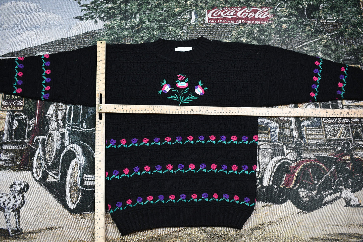 Vintage 1990s Cali Floral Embroidered Knitted Sweater / 90s Crewneck / Vintage Floral Pullover Sweatshirt / Flowers / Made In Canada