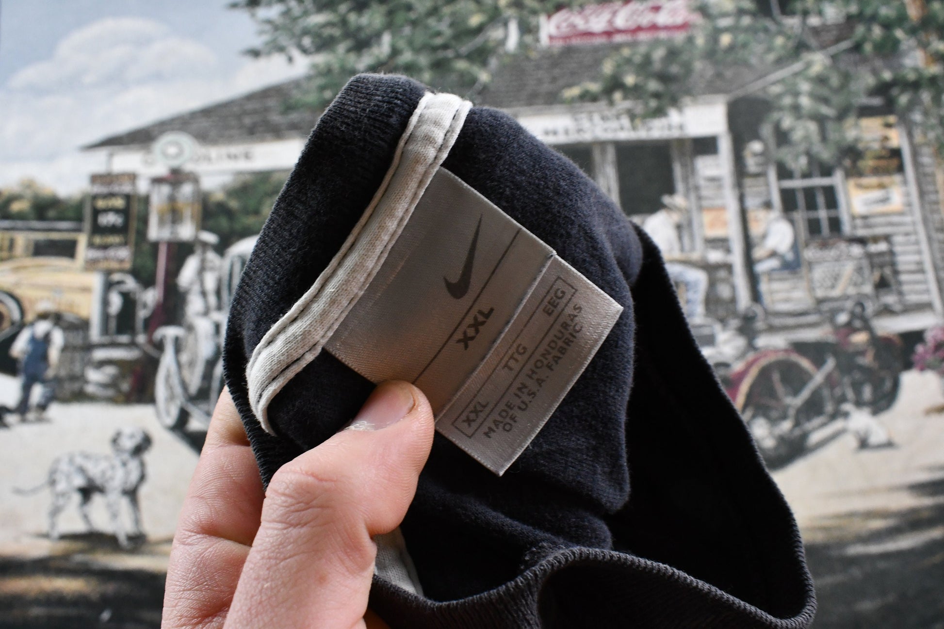 Vintage Y2K Distressed Nike Mini Swoosh Embroidered T-Shirt