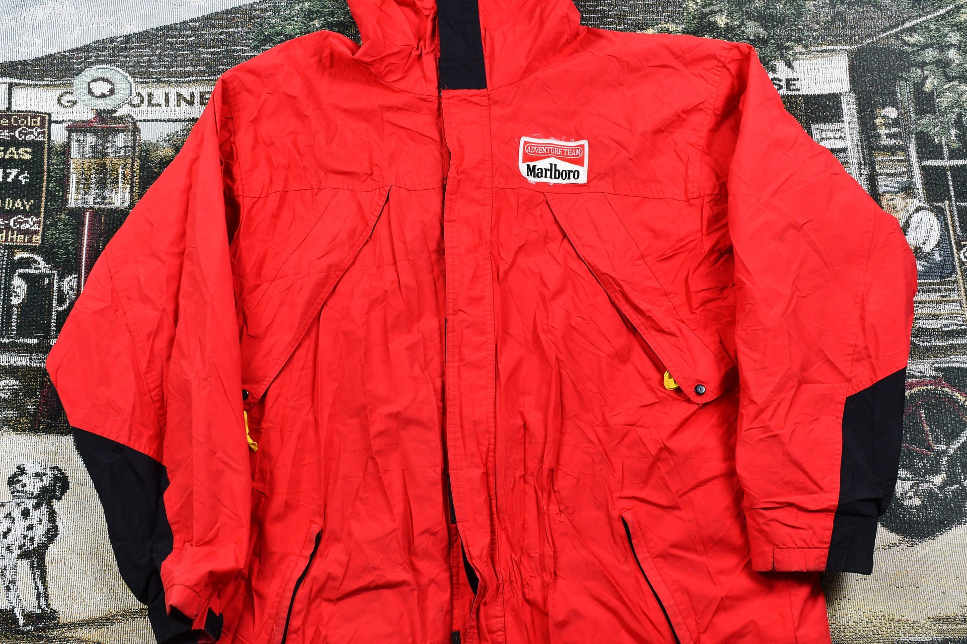 Vintage 1990s Marlboro Adventure Team Nylon Windbreaker Shell Jacket