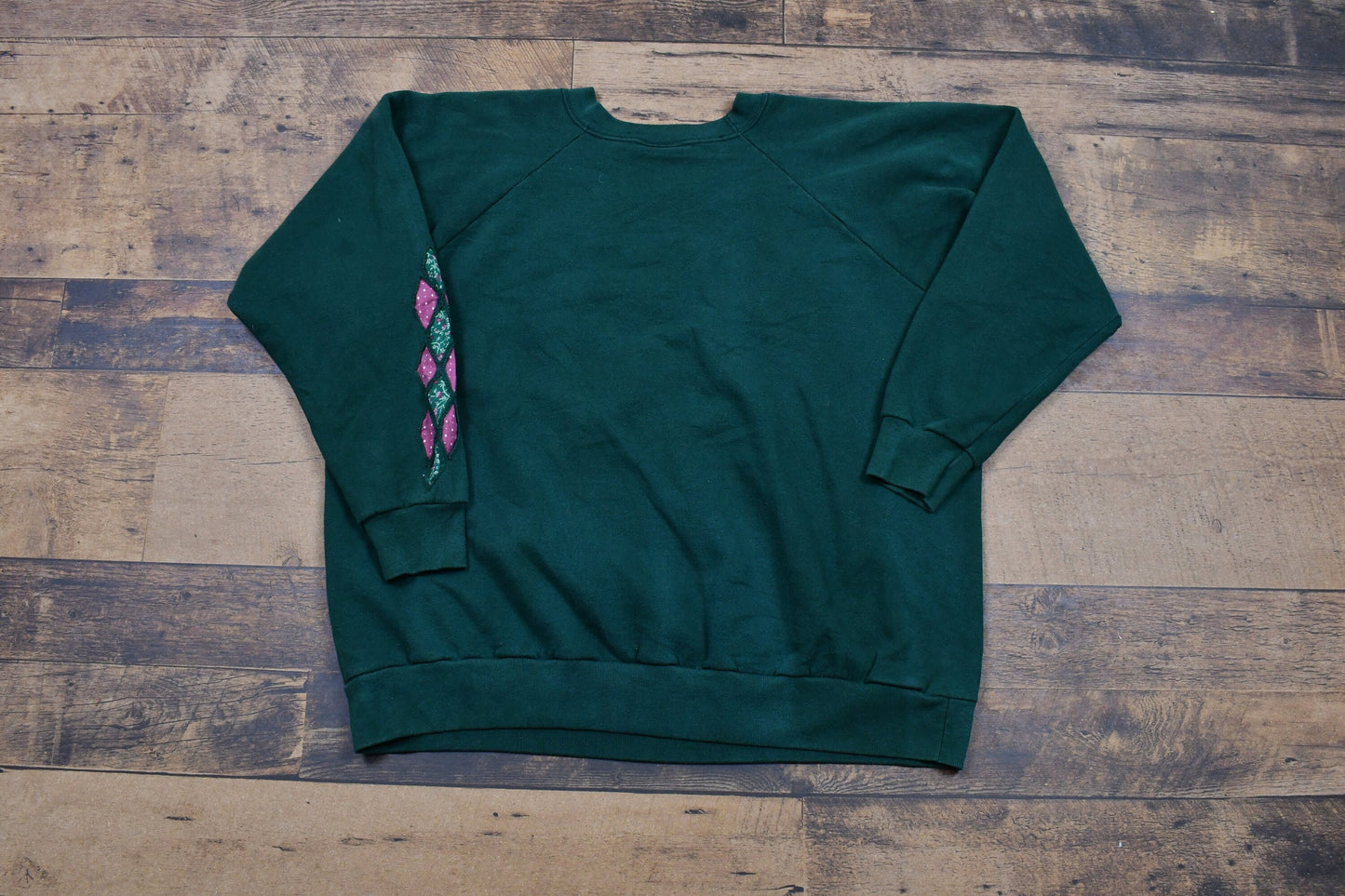 Vintage 1980s Abstract Raglan Crewneck Sweater / Embroidered / Patchwork / Pattern Sweatshirt / Streetwear / Kaleidoscope