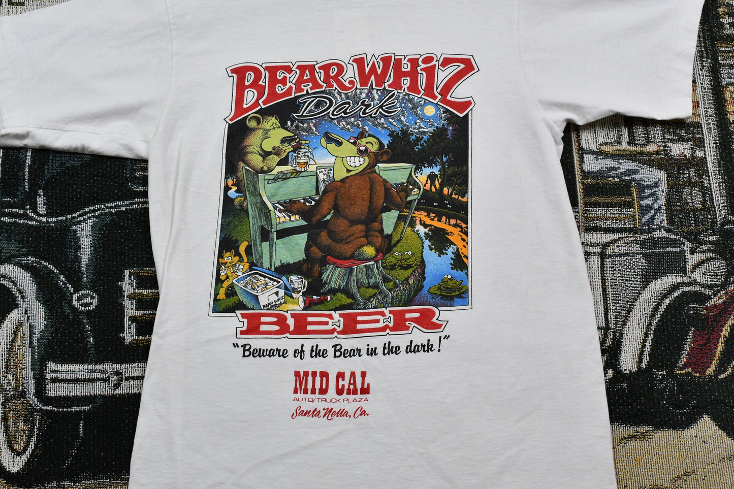 Vintage 1990s Bear Whiz Dark  Single Stitch Beer T-Shirt / Drinking / Alcohol Graphic / 80s / 90s / Streetwear / Retro Style / Forest Animal