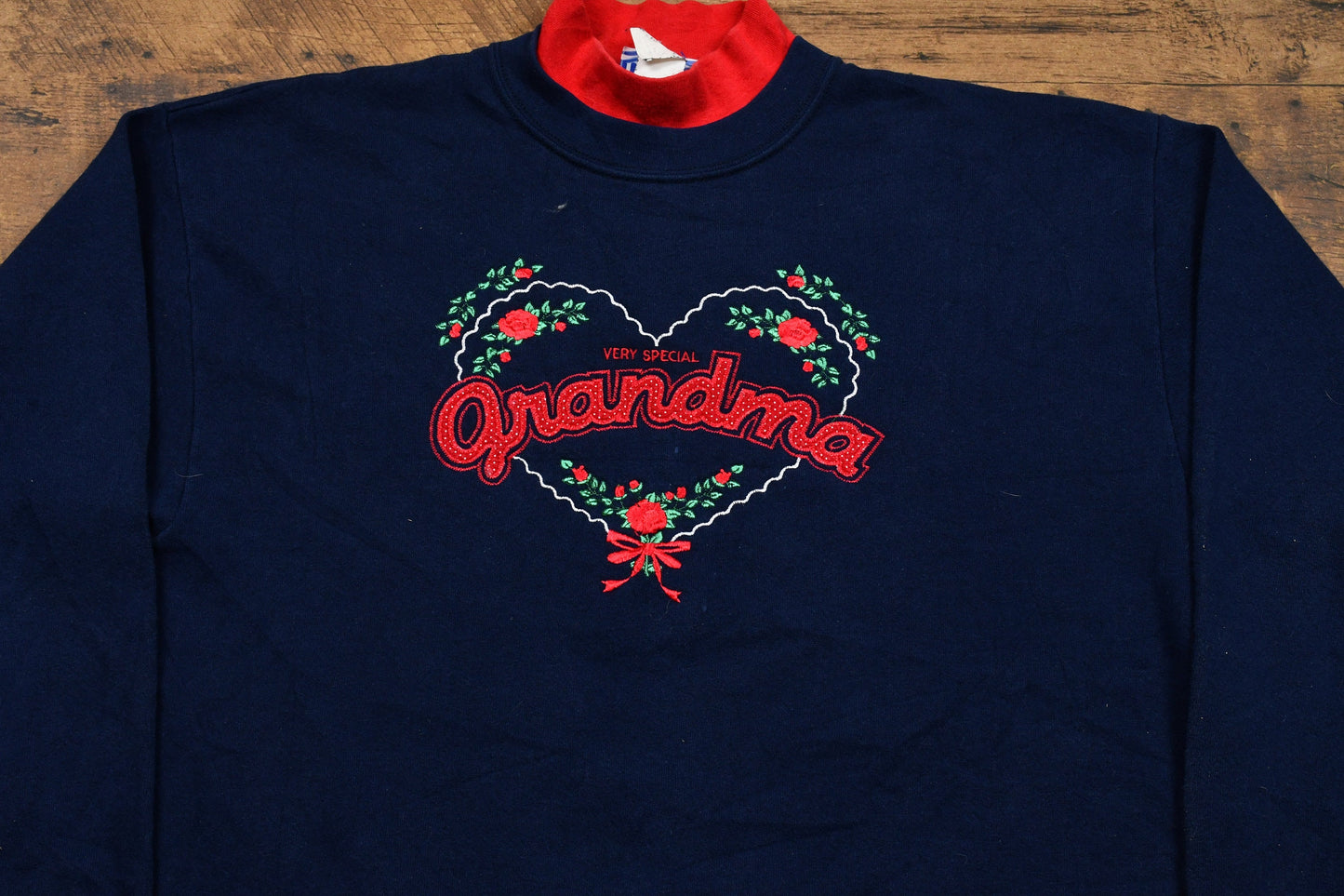 Vintage 1990s Grandma Mock Neck Crewneck / A Very Special Grandma Embroidered Sweatshirt / Love & Hearts Sweatshirt / Endless Designs