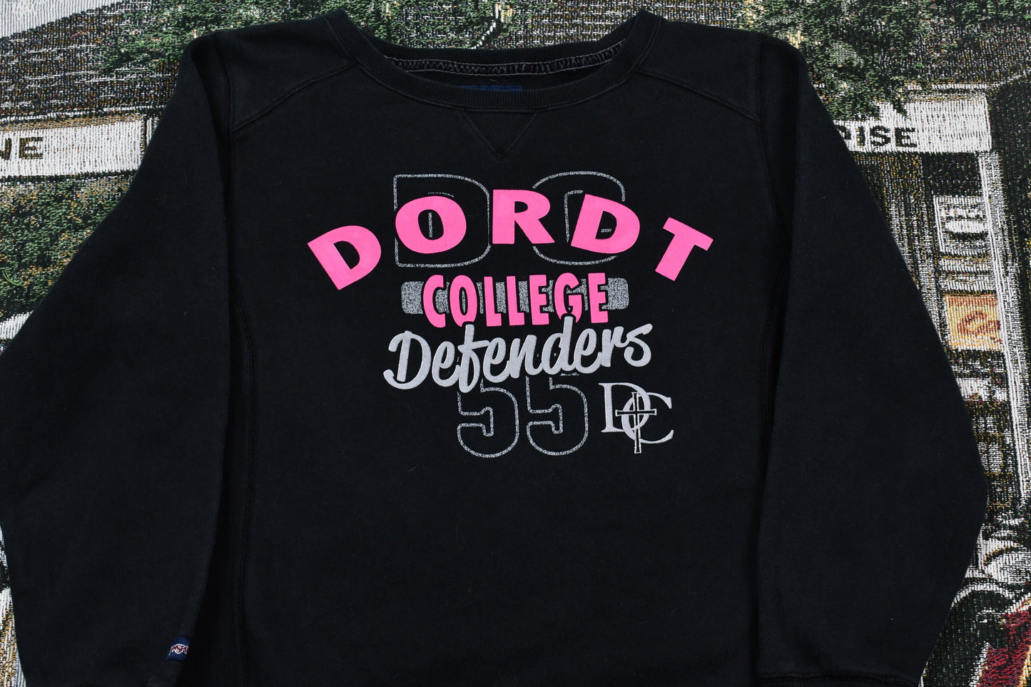 Vintage 1990s Dordt College Defenders Crewneck