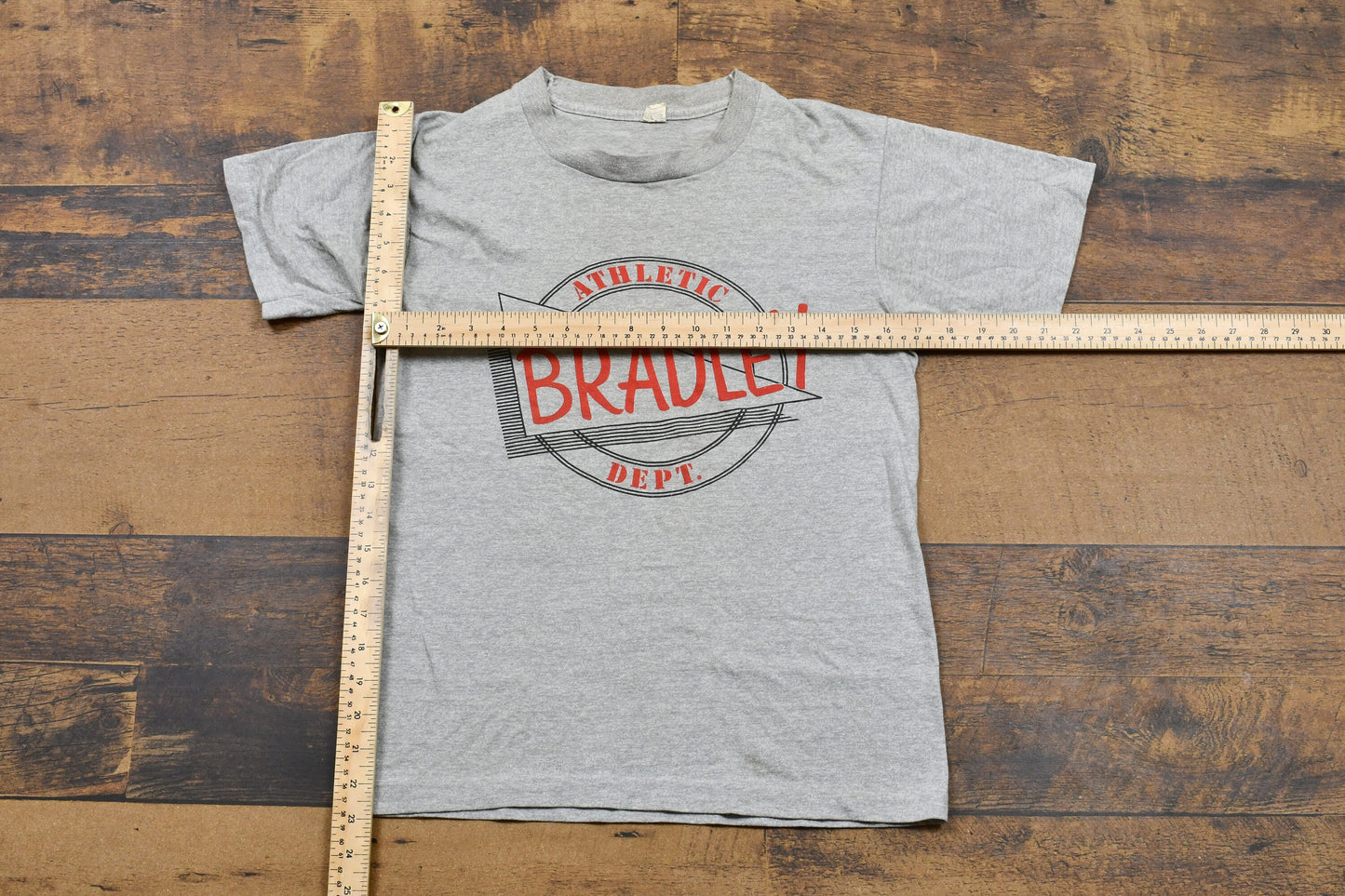 Vintage 1980s Bradley Athletic Department Single Stitch Screen Stars T-Shirt / Sportswear Graphic / 80s / 90s / Streetwear / Made In USA