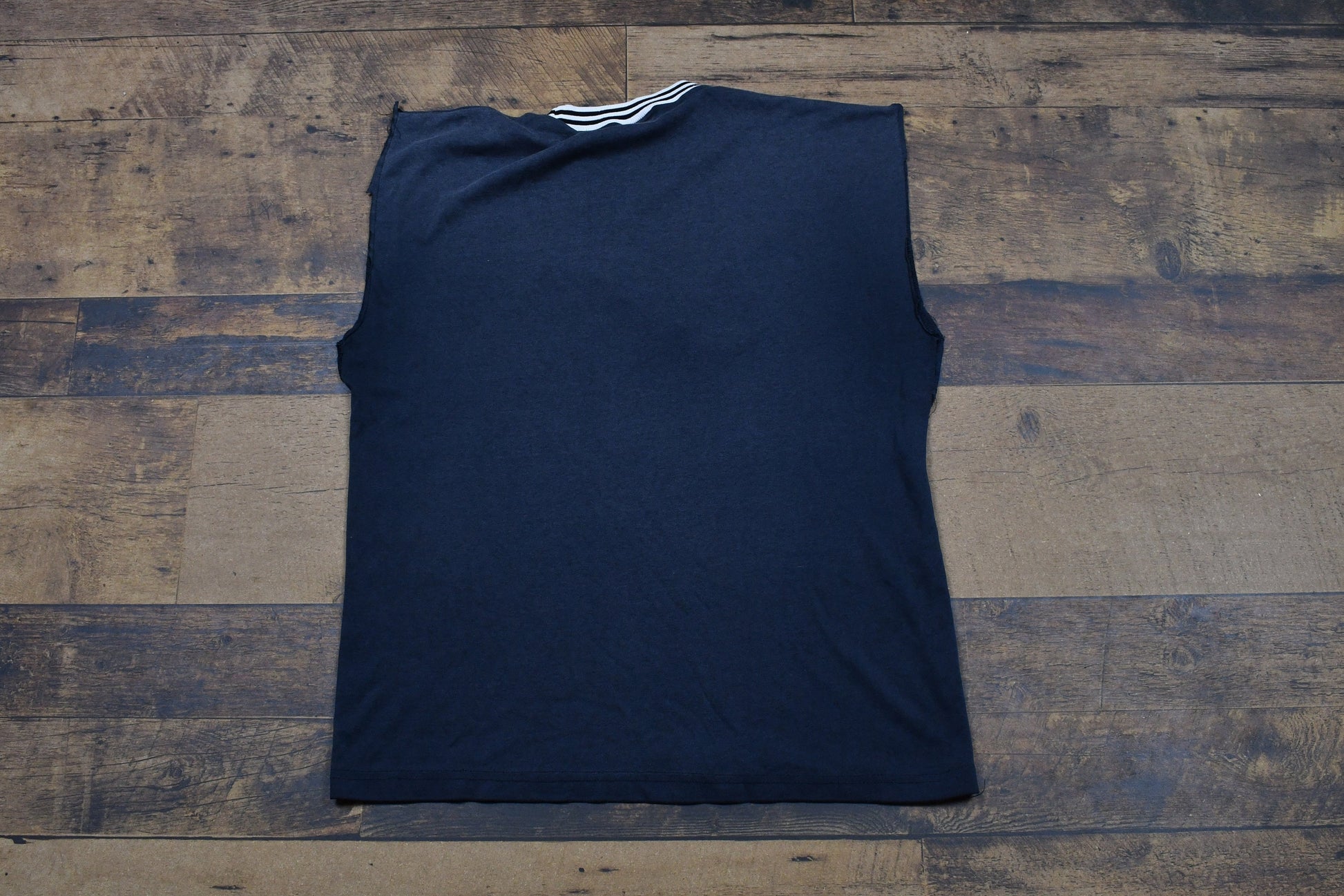 Vintage 1990s Nike Grey Tag Mid Swoosh Sleeveless T-Shirt