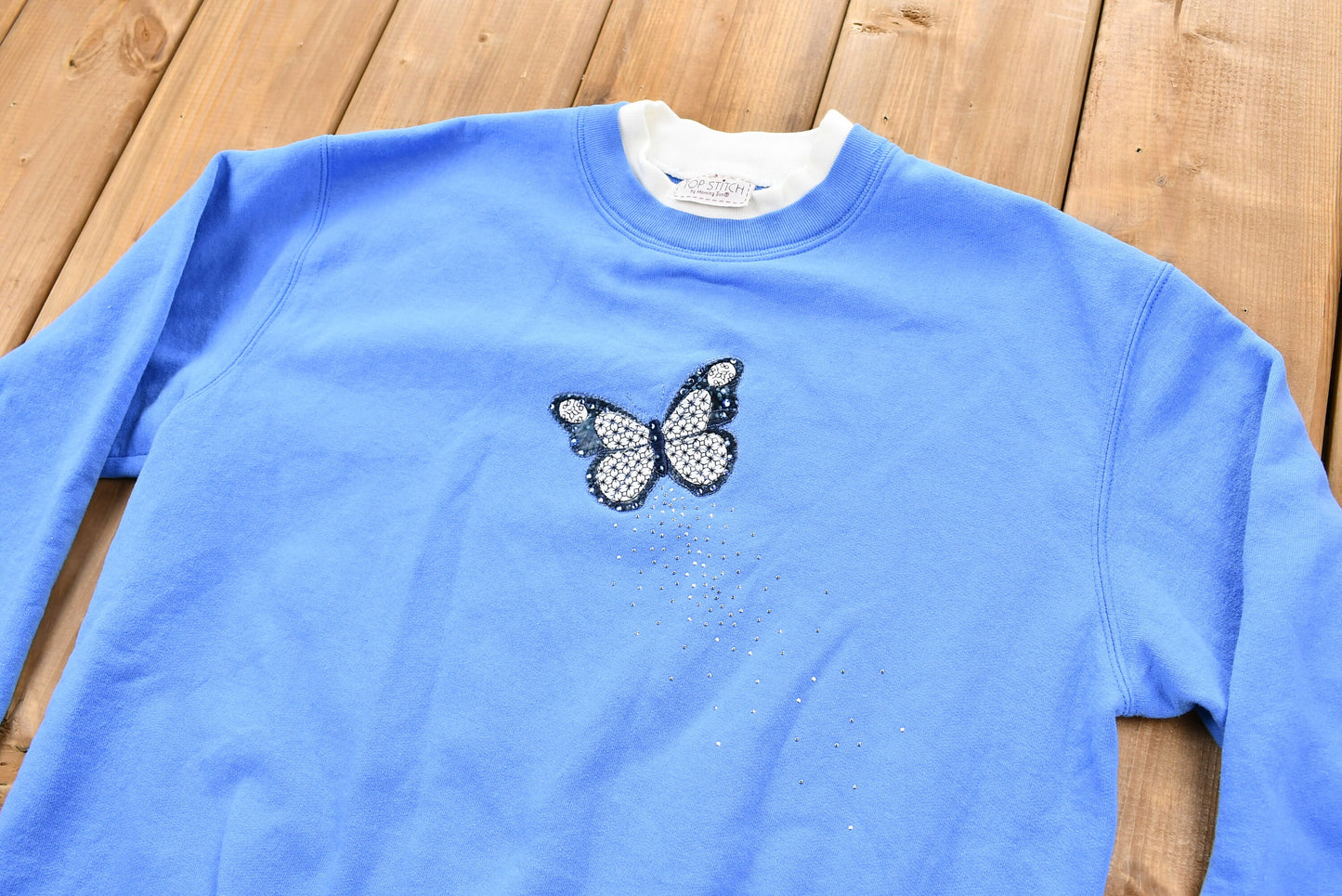 Vintage 1990s Butterfly Embroidered Crewneck / Bedazzled / Cute Granny Sweater / Vintage  Pullover Sweatshirt / American Streetwear