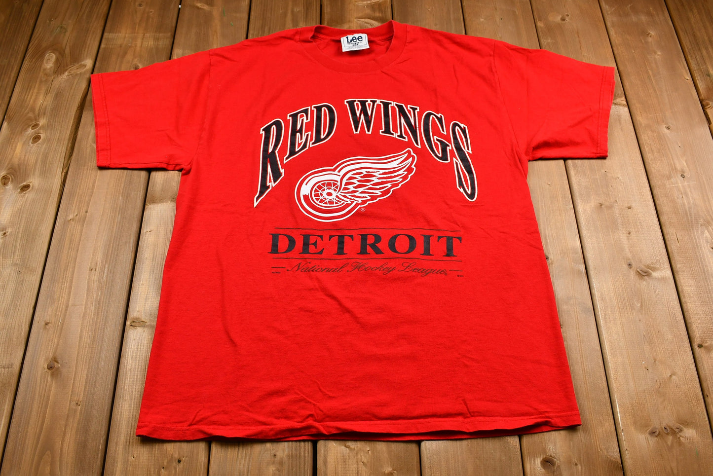 Vintage 90s Detroit Red Wings T-Shirt / Lee Sport / NHL / 90s Streetwear / Vintage Athleisure